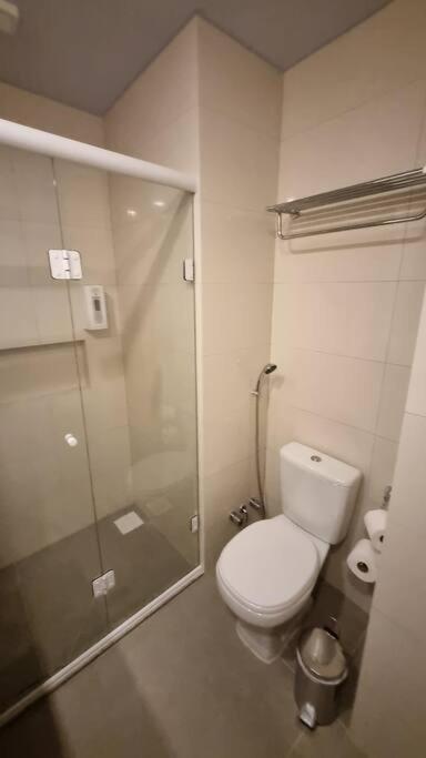 Ap em Canela com AC,lareira, piscina, garagem