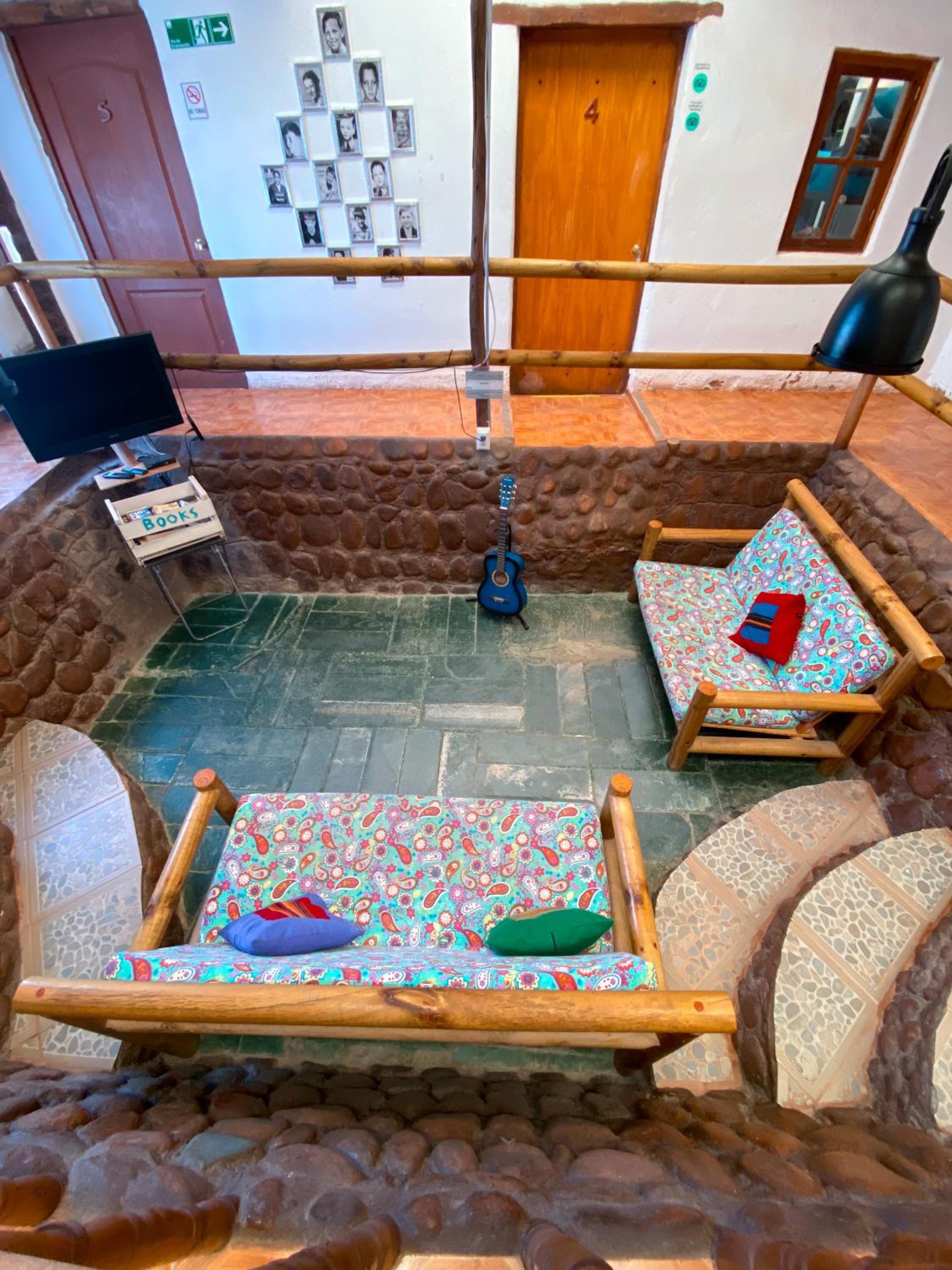 Rey Lagarto Hostel