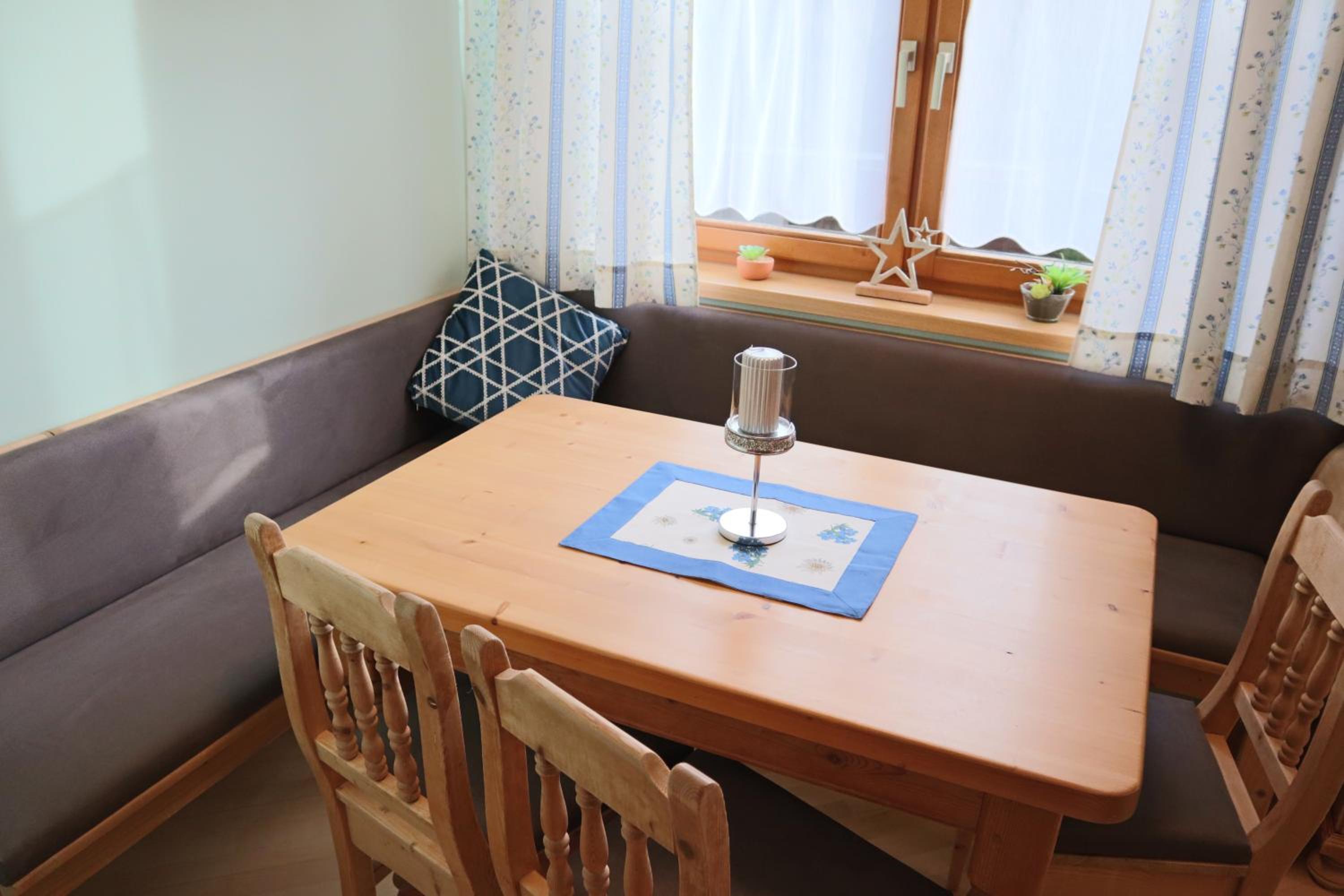 Landhaus-Appartements Warraich