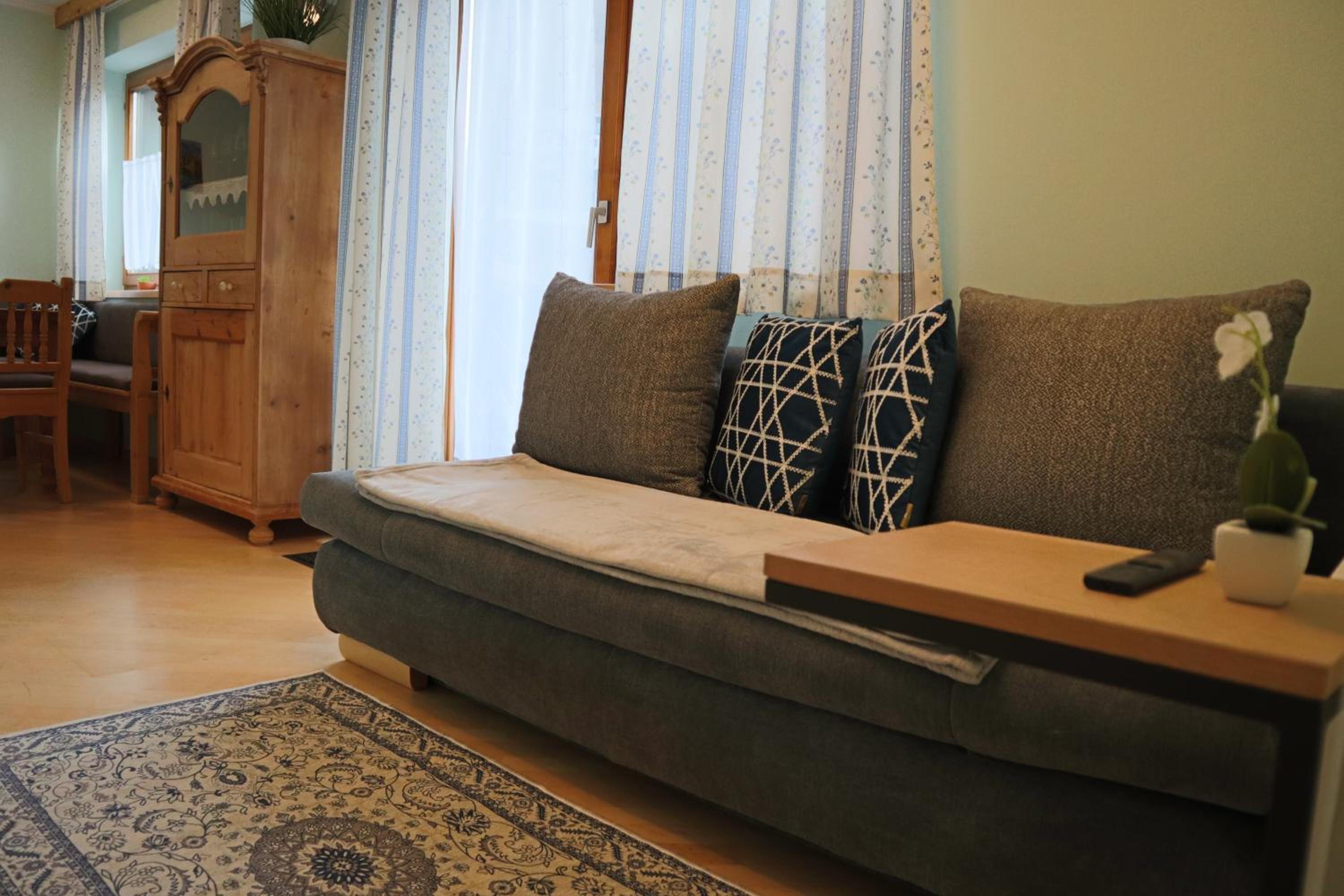 Landhaus-Appartements Warraich