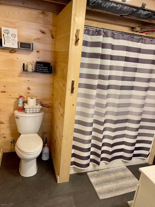Cozy Log Cabin in Jim Thorpe view 3