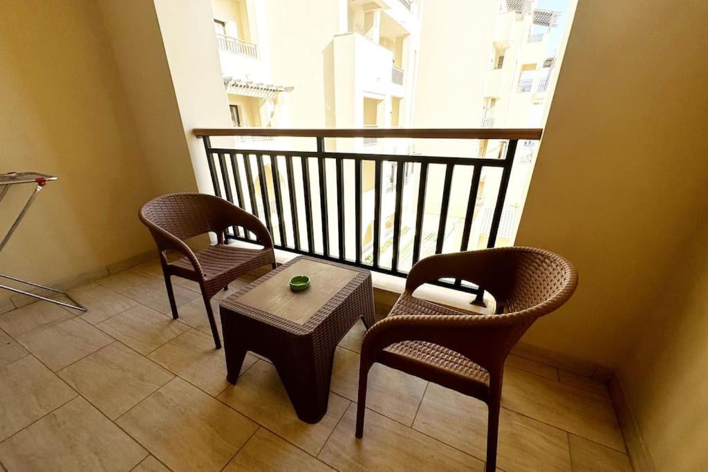 Hula piece of the sea Aldau Heights Hurghada rent studio view 4