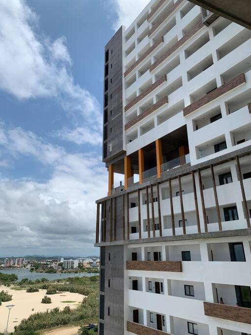 Departamento moderno con vista al mar view 3