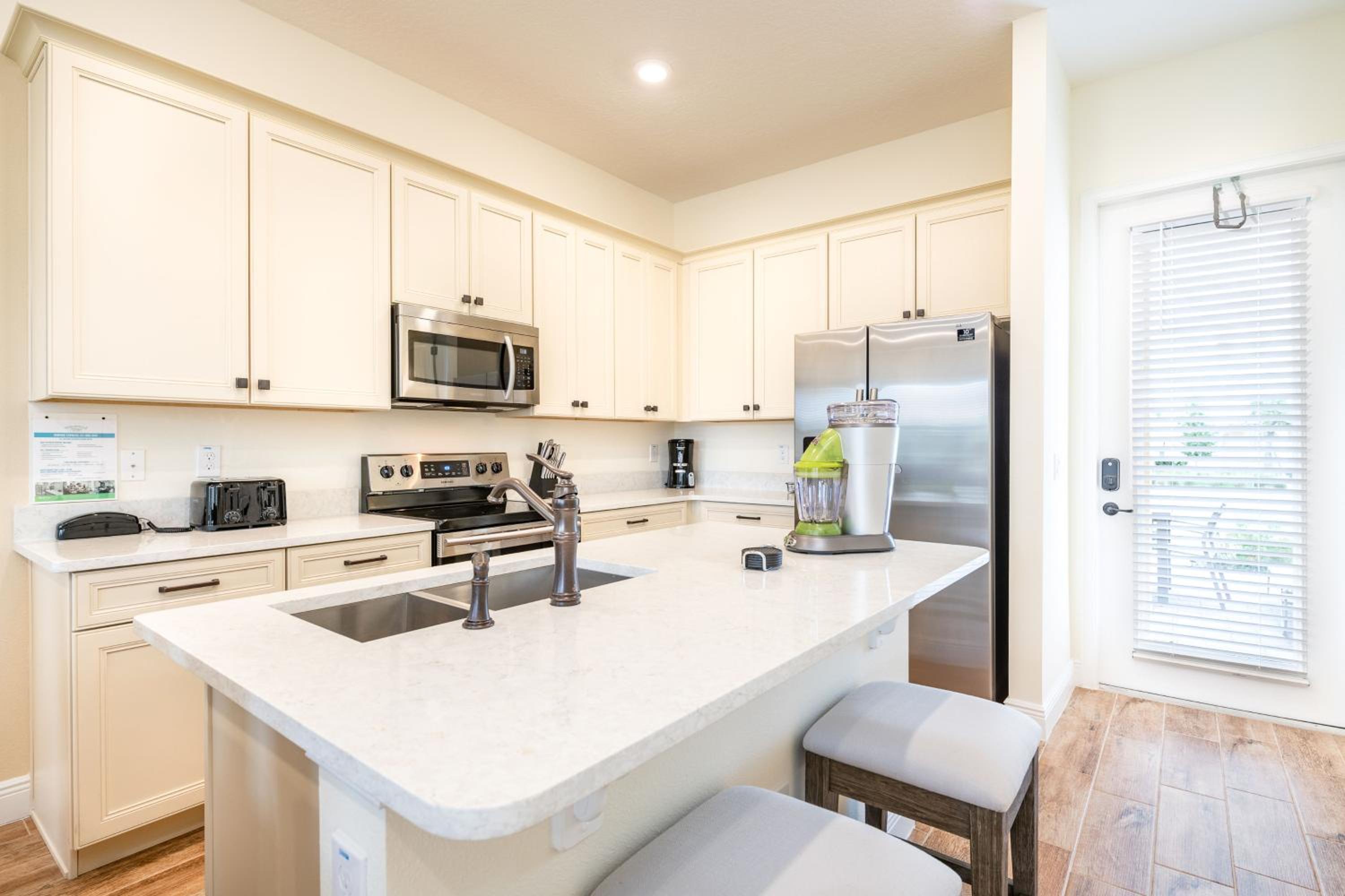 Lively Cottage Near Disney With Margaritaville Resort & Island H20 Waterpark Access - 2998Sr