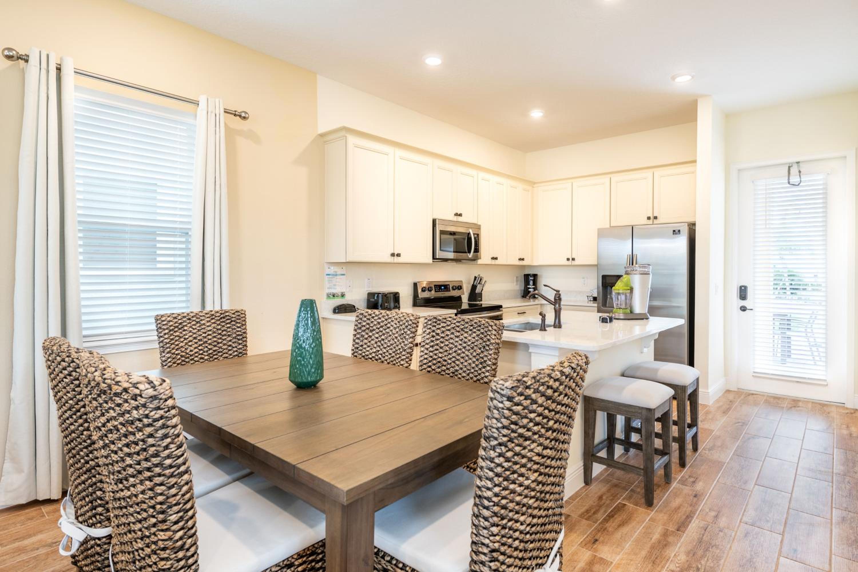 Lively Cottage Near Disney With Margaritaville Resort & Island H20 Waterpark Access - 2998Sr