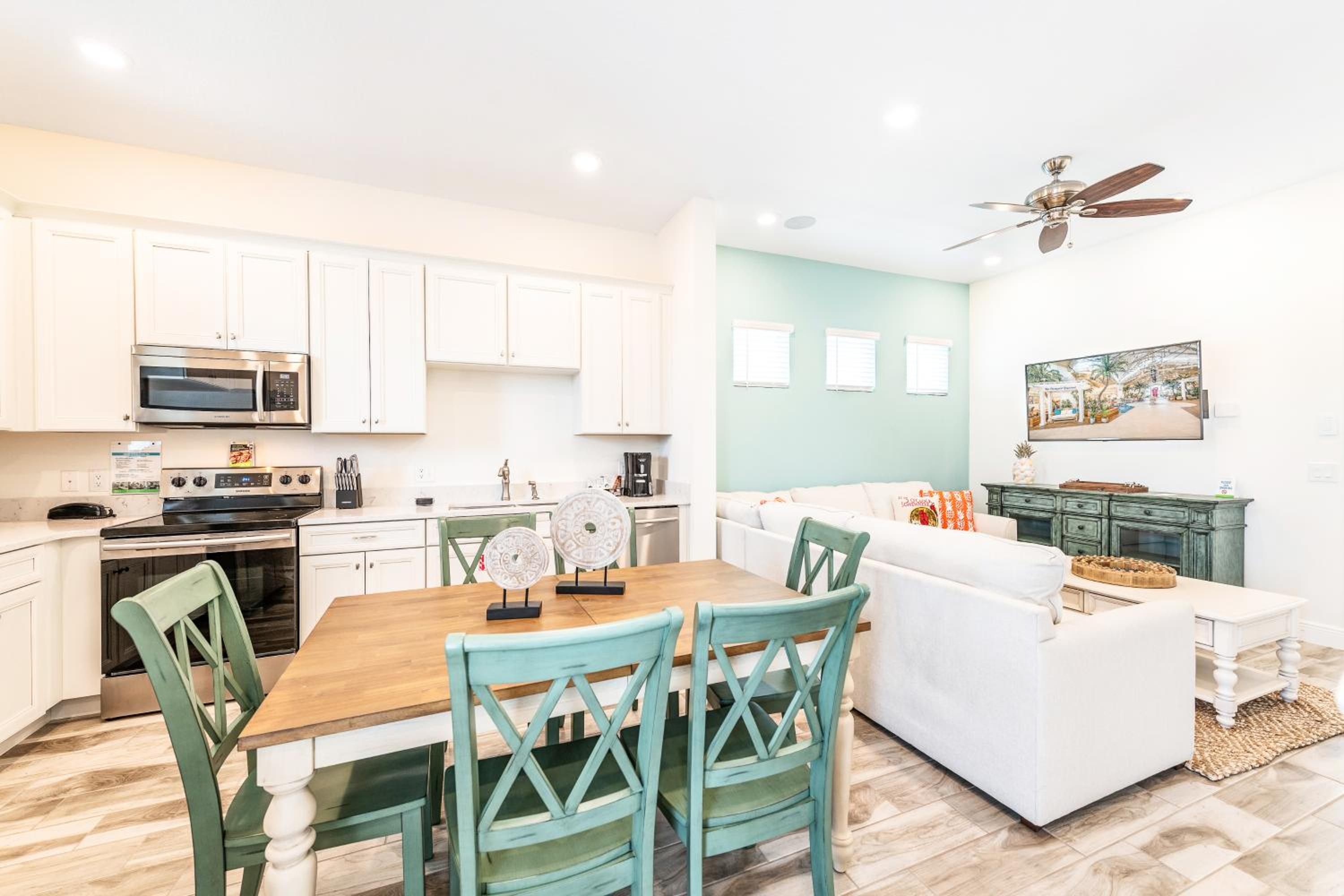 Relaxing Cottage Near Disney With Margaritaville Resort & Island H20 Waterpark Access - 2964Sr
