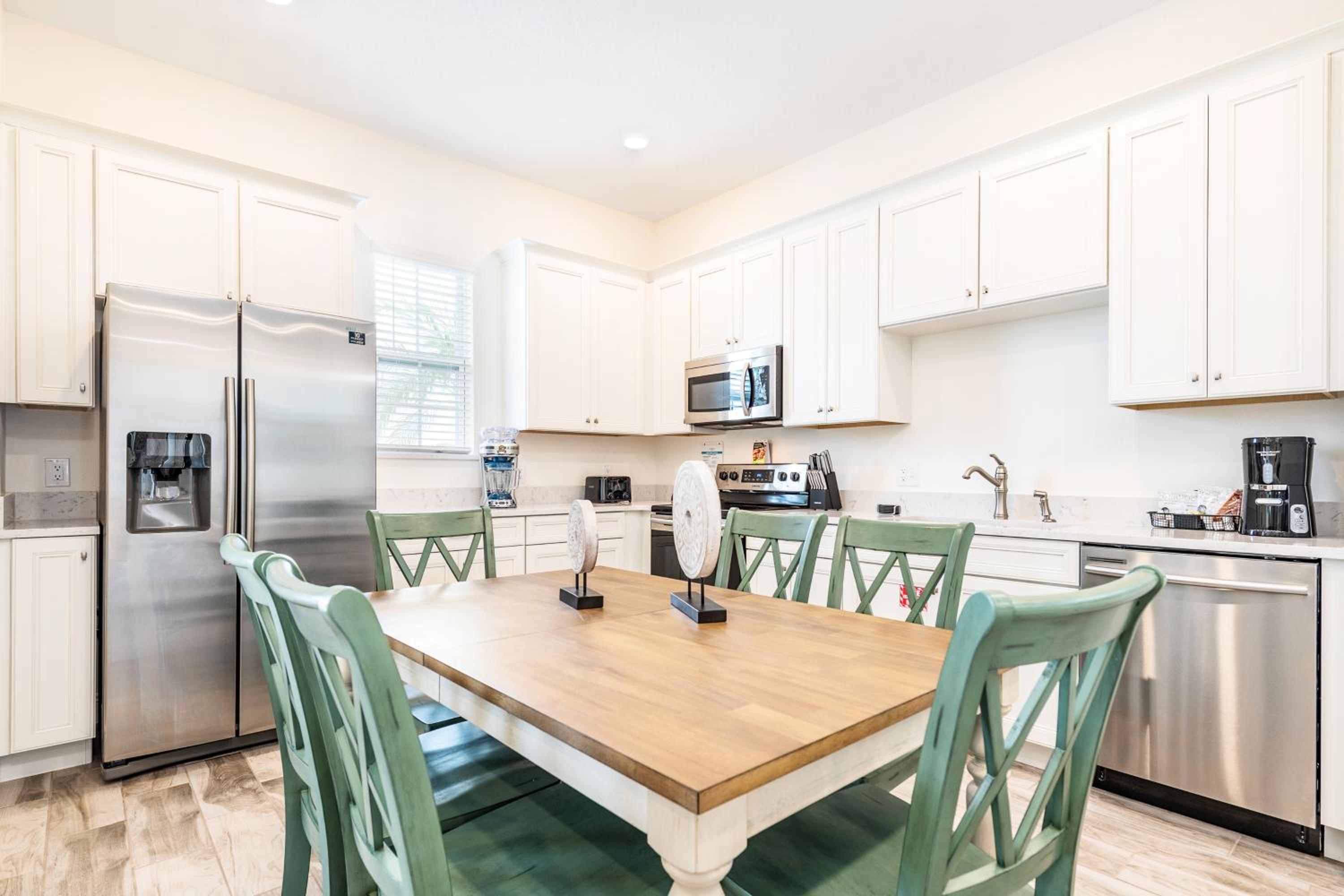 Relaxing Cottage Near Disney With Margaritaville Resort & Island H20 Waterpark Access - 2964Sr