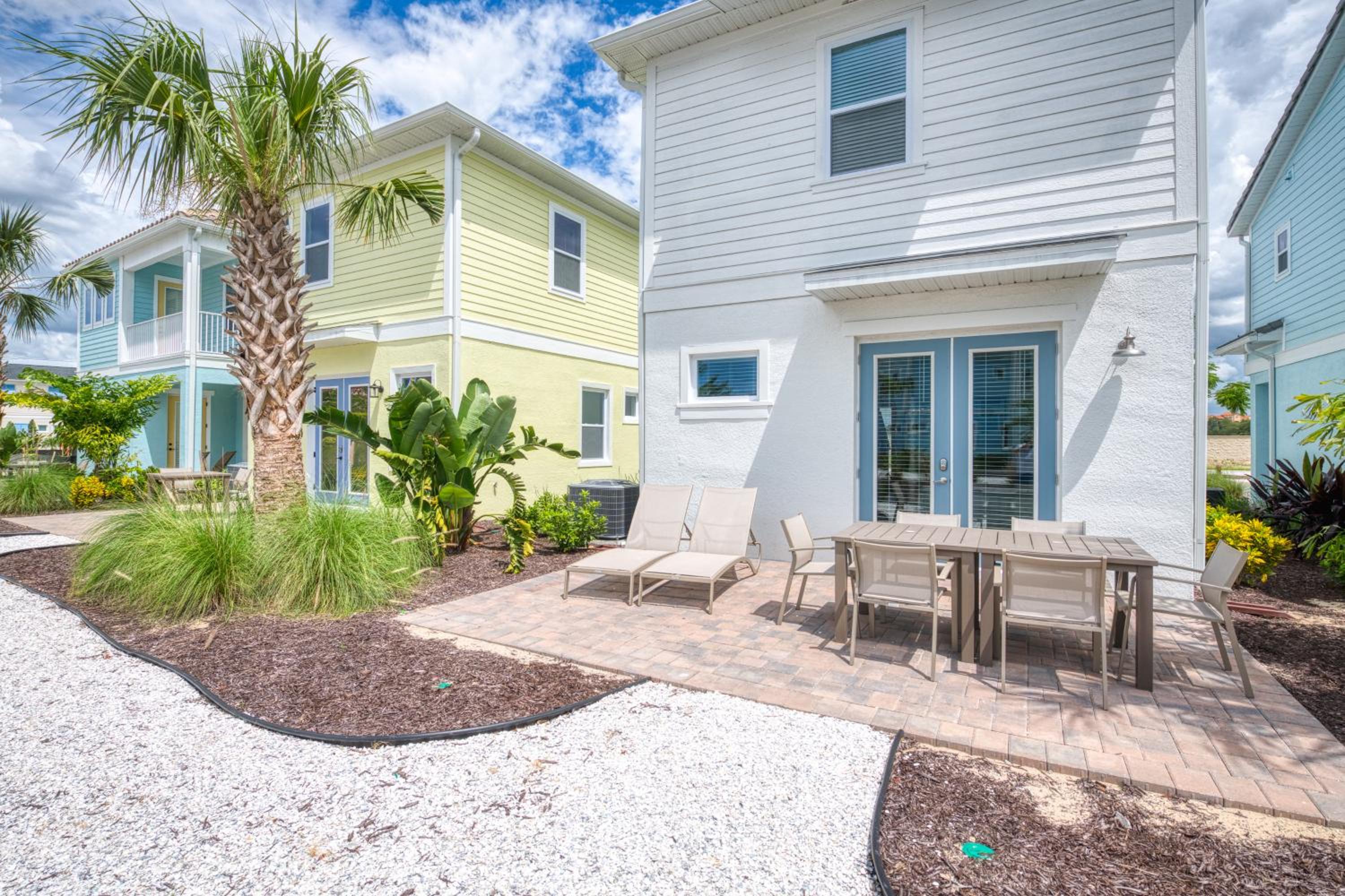 Relaxing Cottage Near Disney With Margaritaville Resort & Island H20 Waterpark Access - 2964Sr