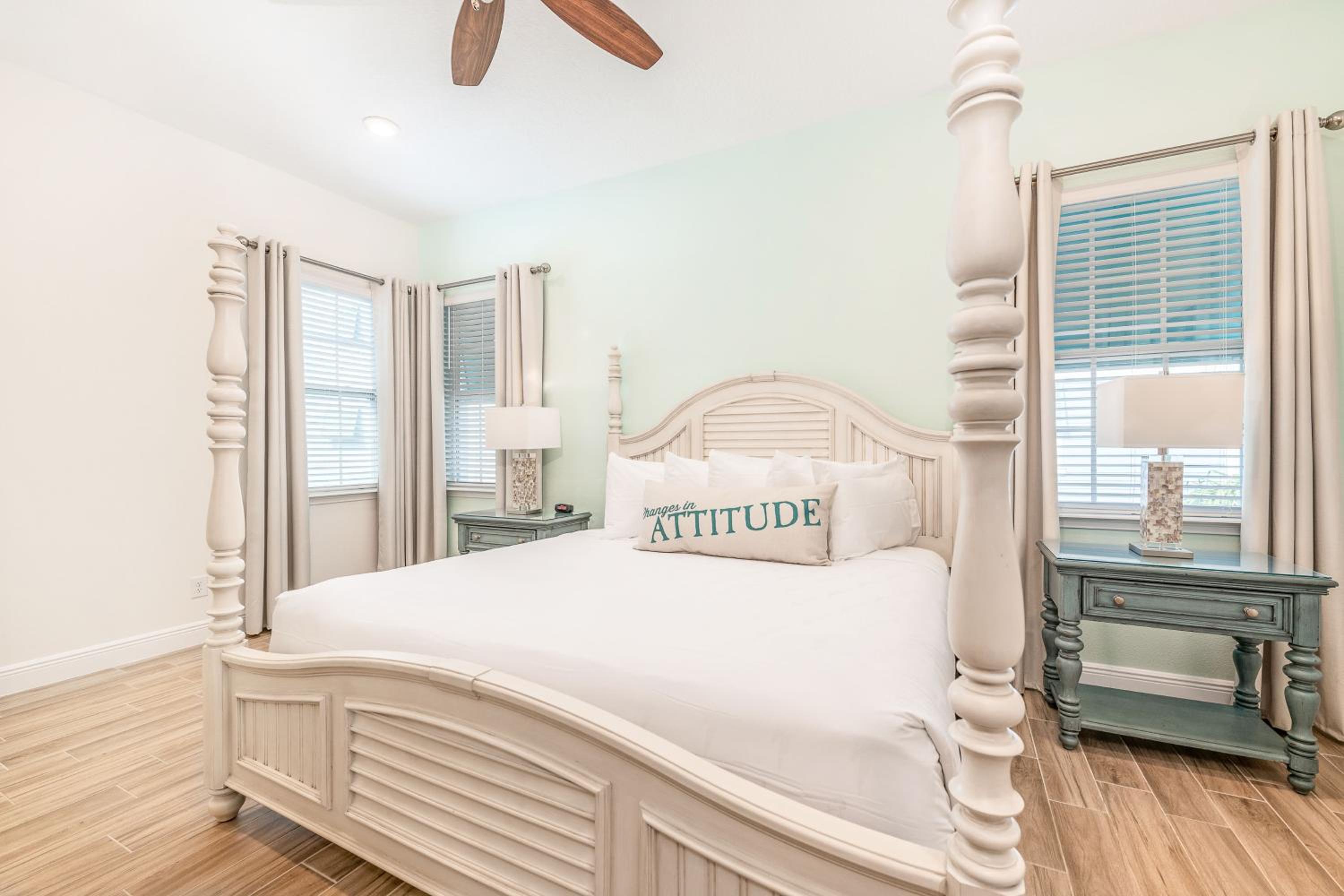Sanderella Castle! Premium Cottage With Private Hot Tub Near Disney With Margaritaville Resort & Island H2O Access - 3037Sp