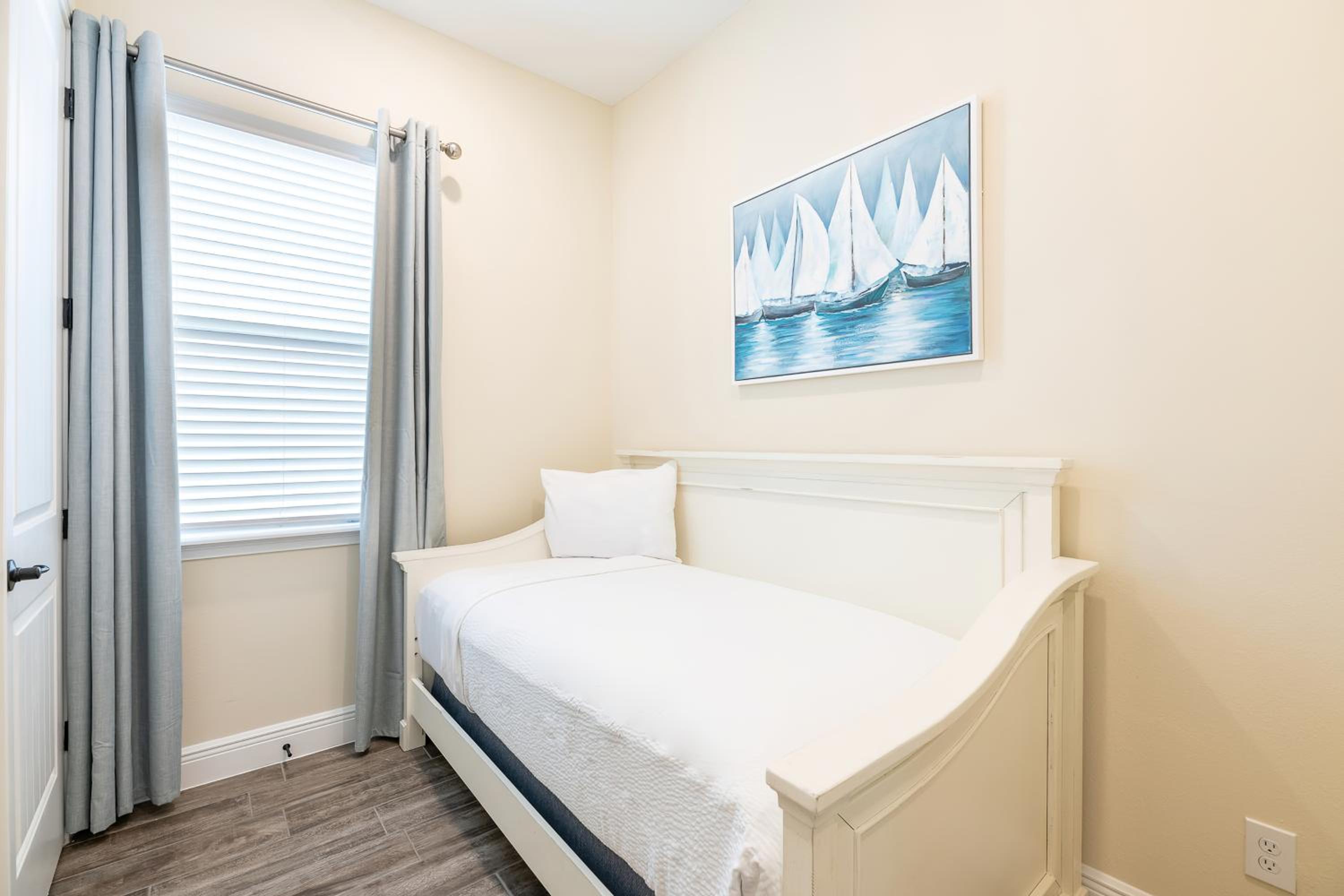 Refreshing Blue Cottage Near Disney With Margaritaville Resort & Island H20 Waterpark Access - 2942Sr