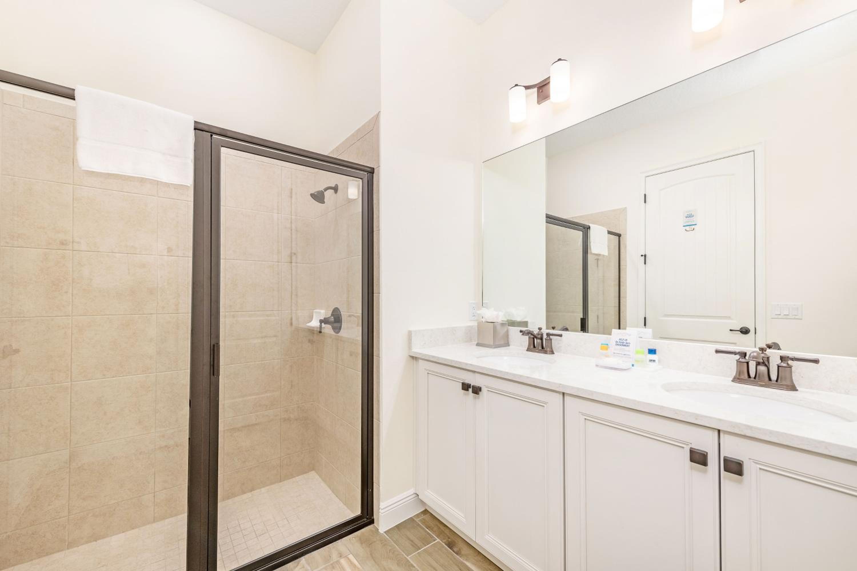 Tranquil Cottage near Disney with Margaritaville Resort Access - 2968SR