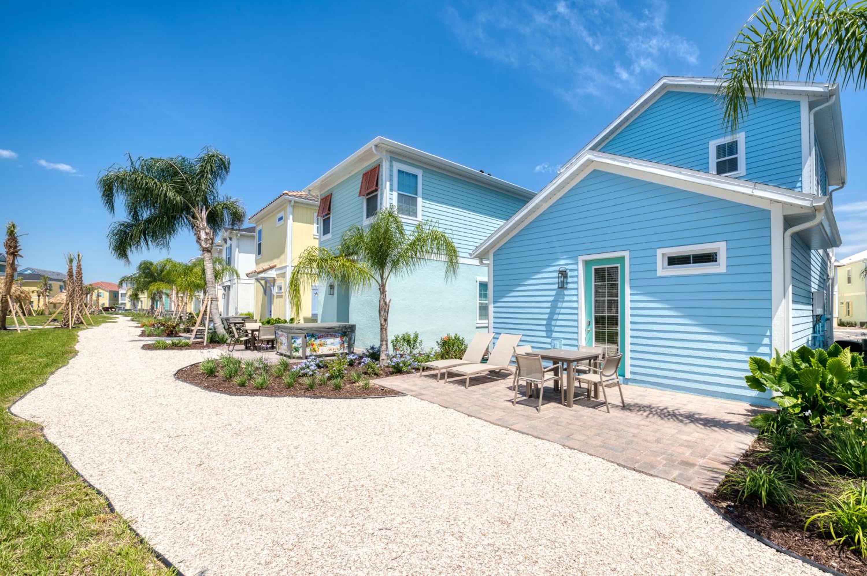 Island Life Cottage Near Disney With Margaritaville Resort & Island H2O Access - 8026Su