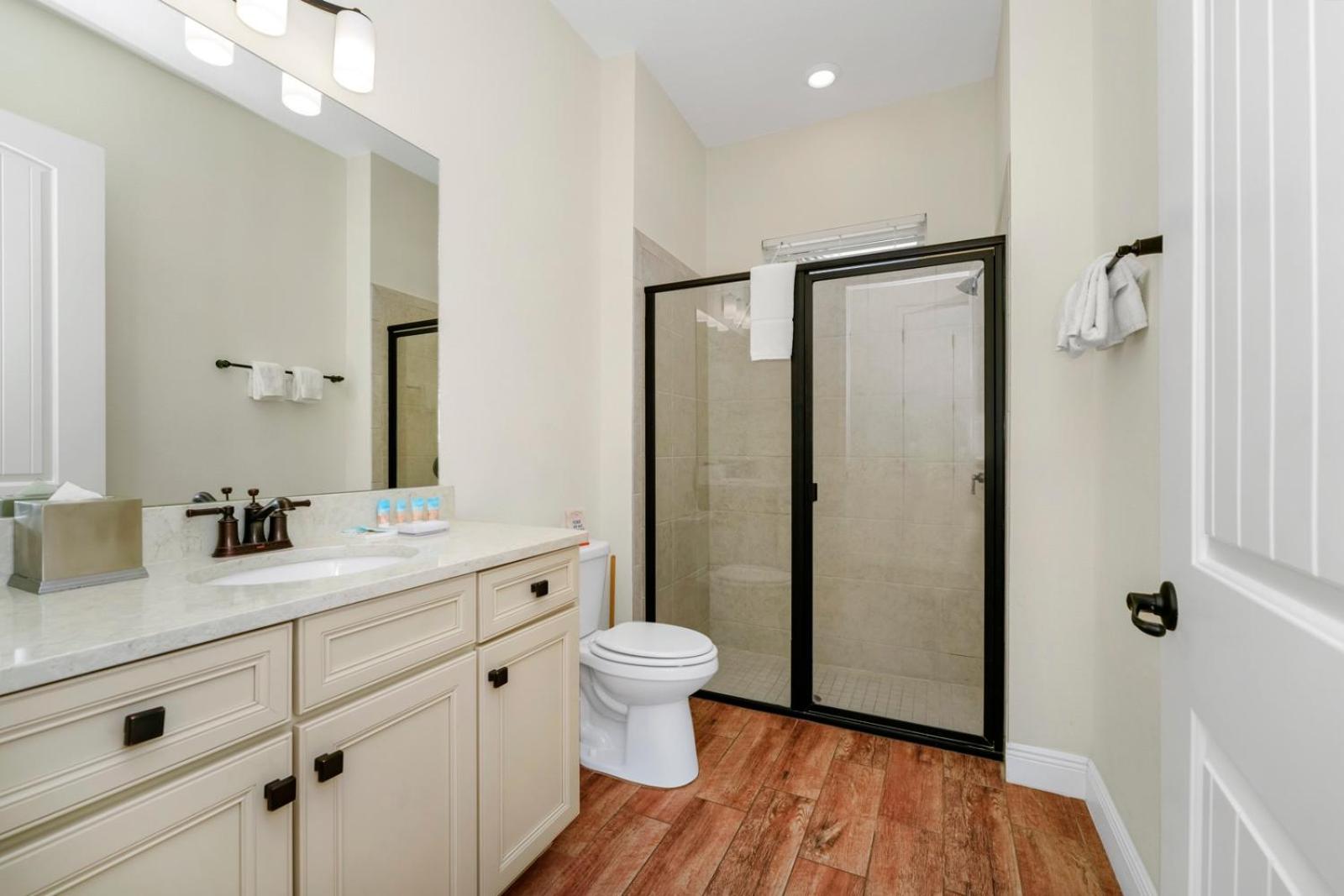 Sunny Cottage Near Disney With Margaritaville Resort & Island H2O Access - 8032Ls