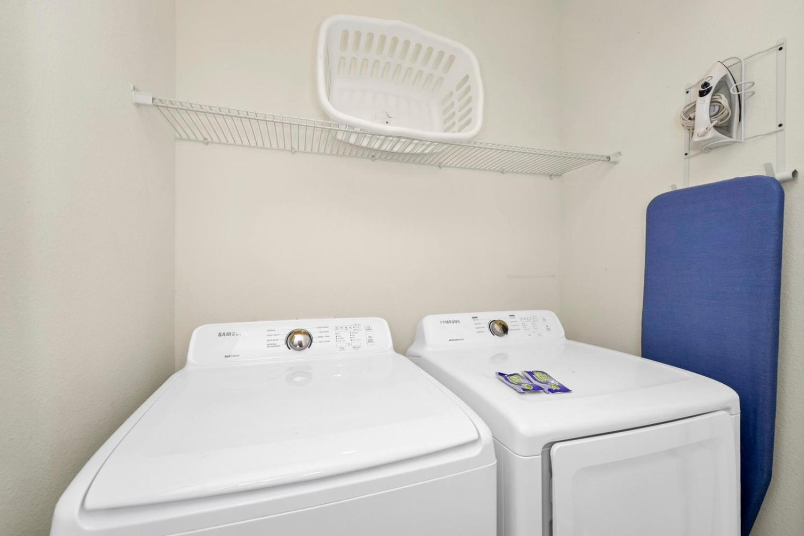 Sunny Cottage Near Disney With Margaritaville Resort & Island H2O Access - 8032Ls