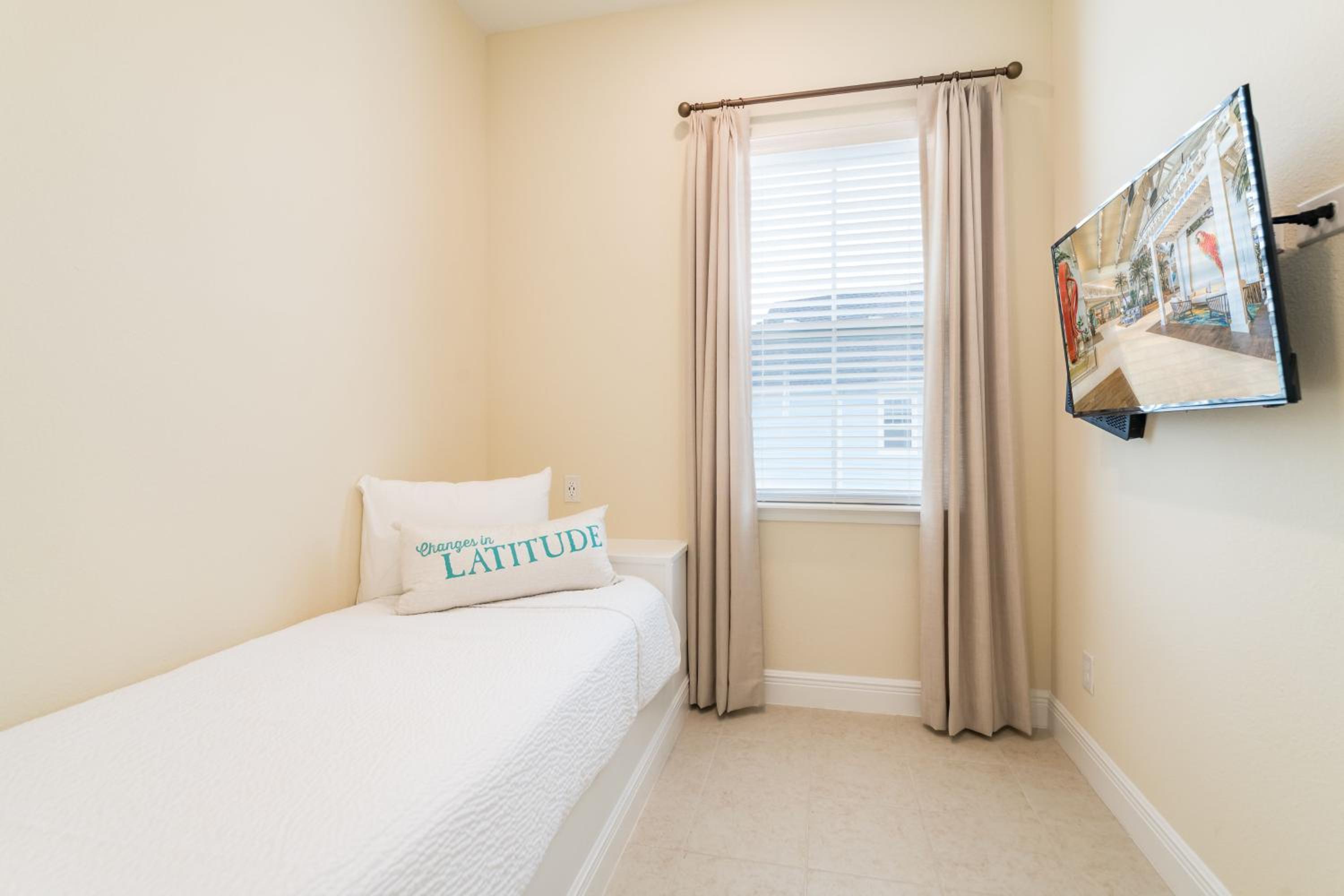 Dreamy Cottage With Private Hot Tub Near Disney With Margaritaville Resort & Island H2O Access - 3020La