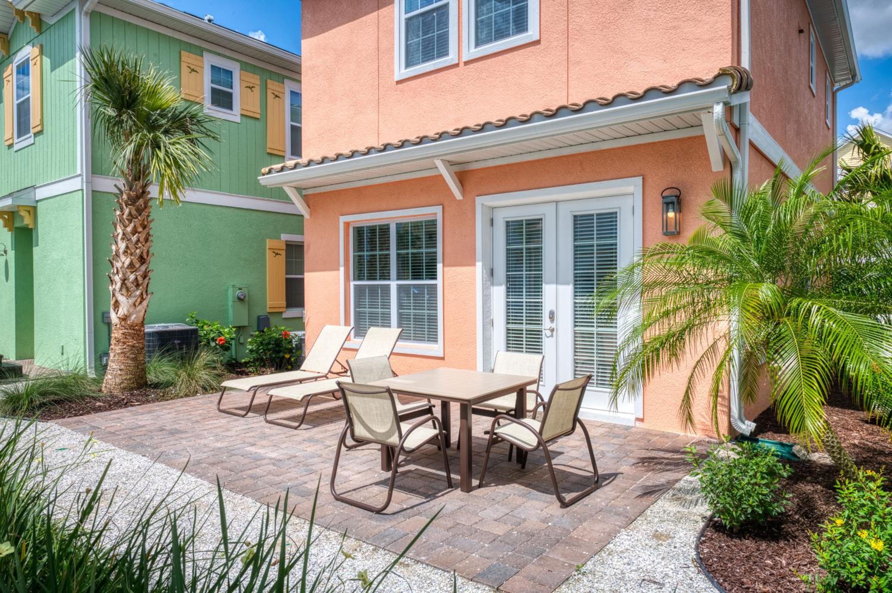 Lovely Cottage near Disney with Margaritaville Resort Access - 3059PI