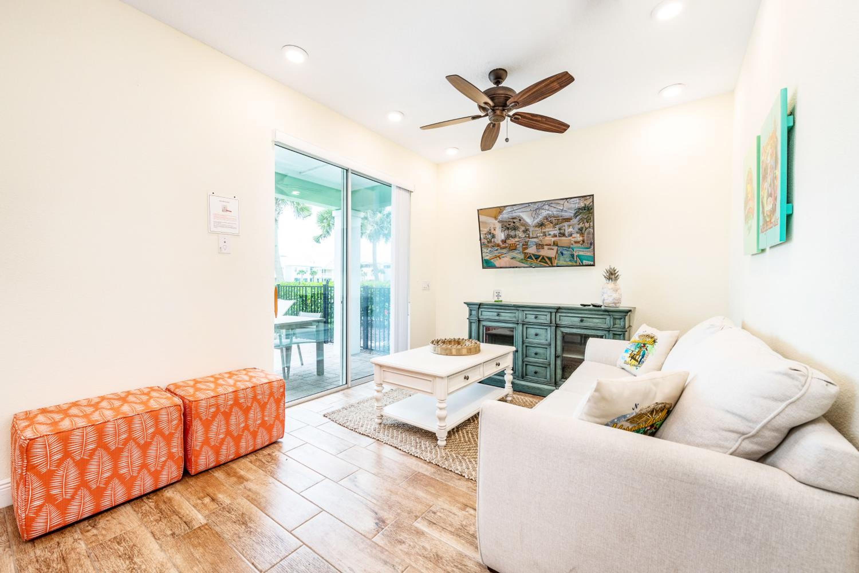 Toes In The Water Cottage With Private Pool Near Disney With Margaritaville Resort & Island H2O Access - 8008Sh