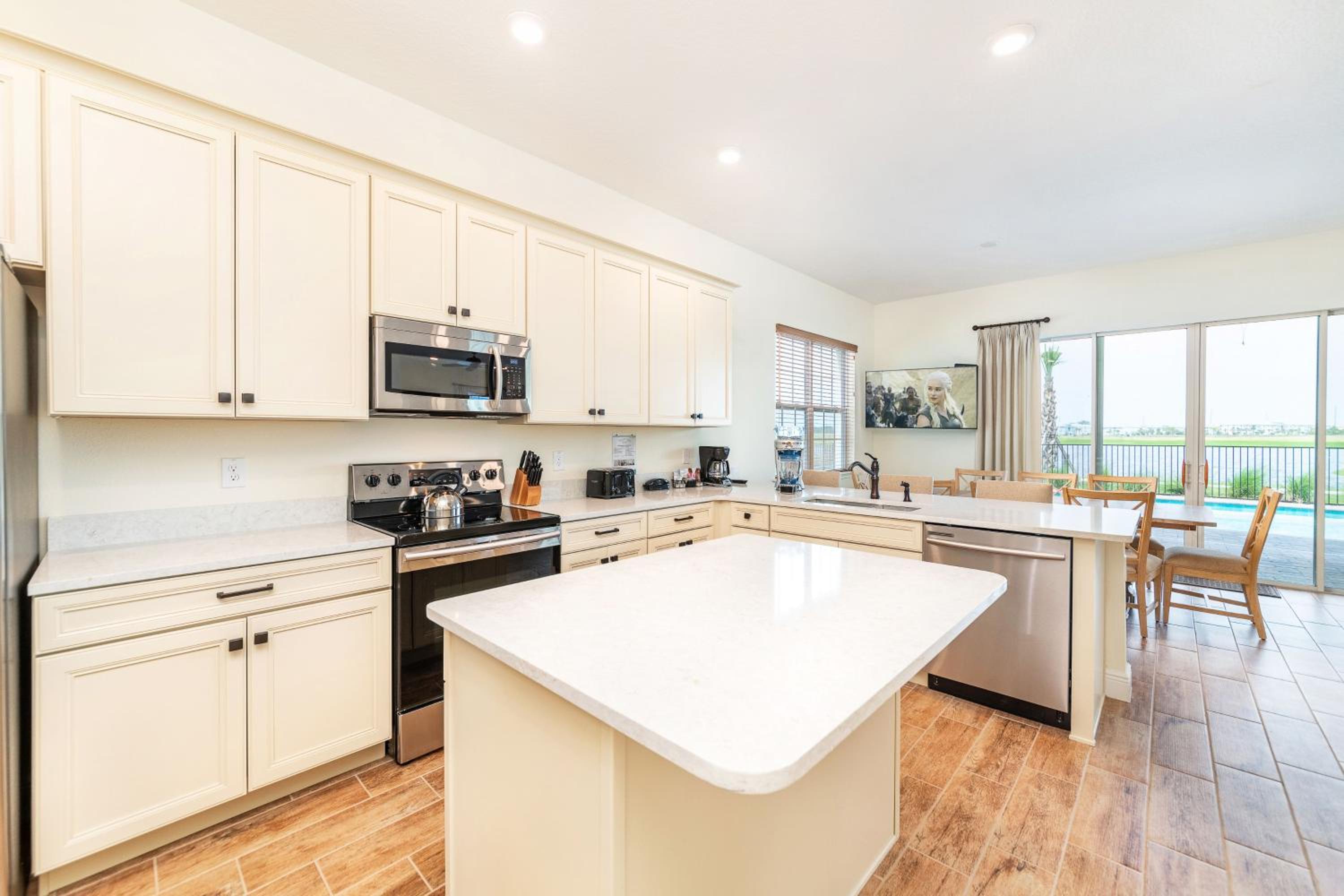 Blissful Oasis With Private Pool Near Disney With Margaritaville Resort & Island H2O Access - 8057Su