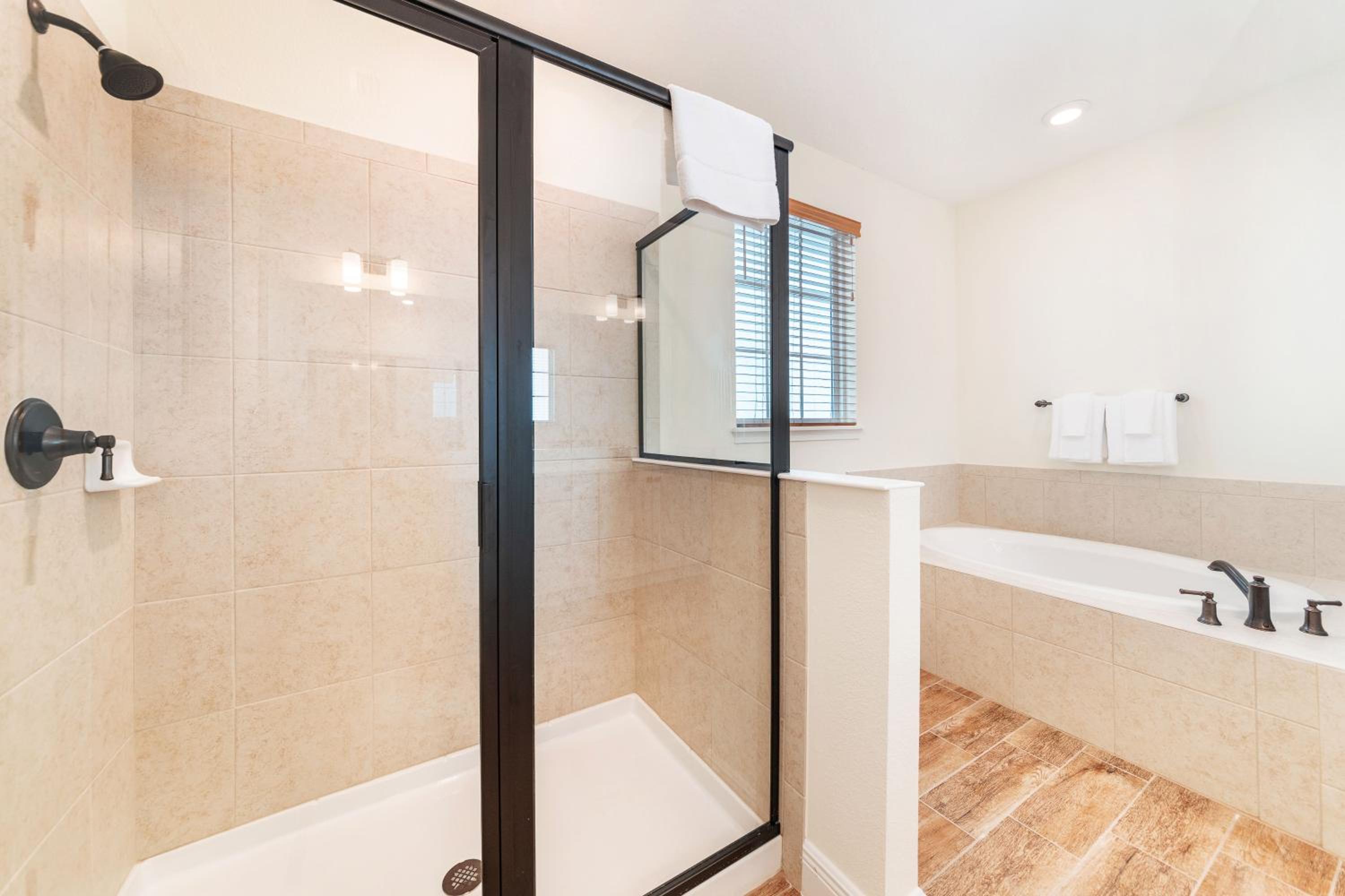 Blissful Oasis With Private Pool Near Disney With Margaritaville Resort & Island H2O Access - 8057Su