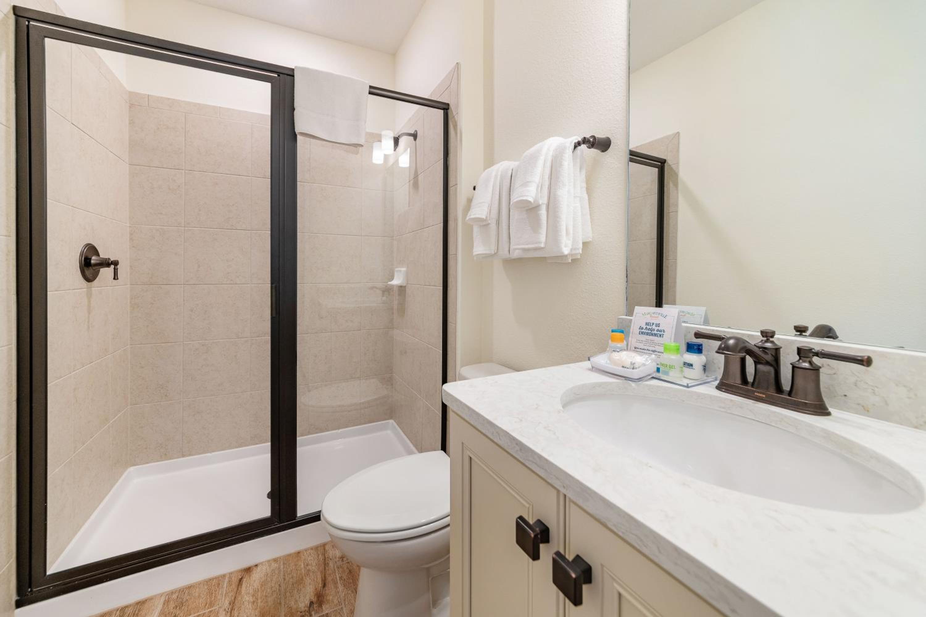Blissful Oasis With Private Pool Near Disney With Margaritaville Resort & Island H2O Access - 8057Su