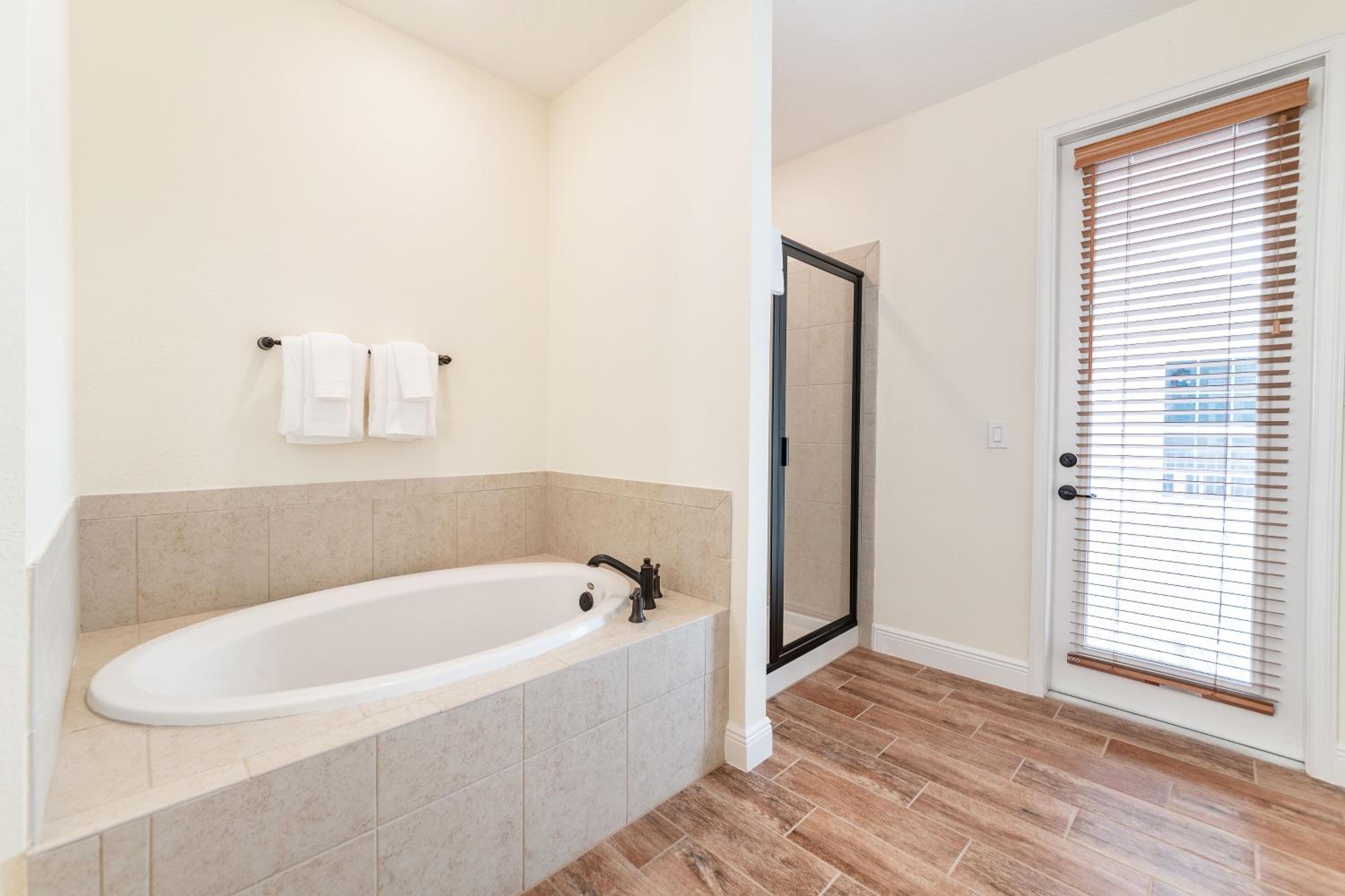 Blissful Oasis With Private Pool Near Disney With Margaritaville Resort & Island H2O Access - 8057Su