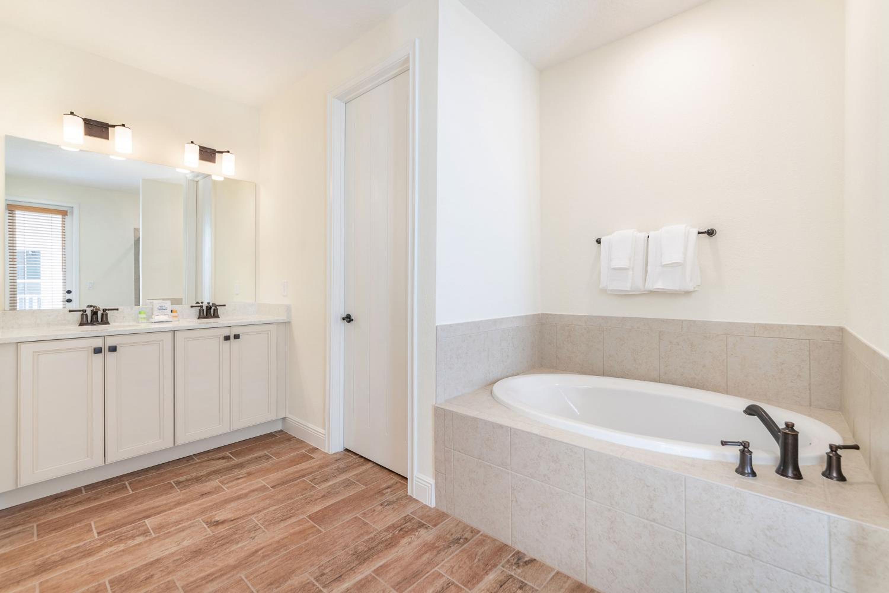 Blissful Oasis With Private Pool Near Disney With Margaritaville Resort & Island H2O Access - 8057Su