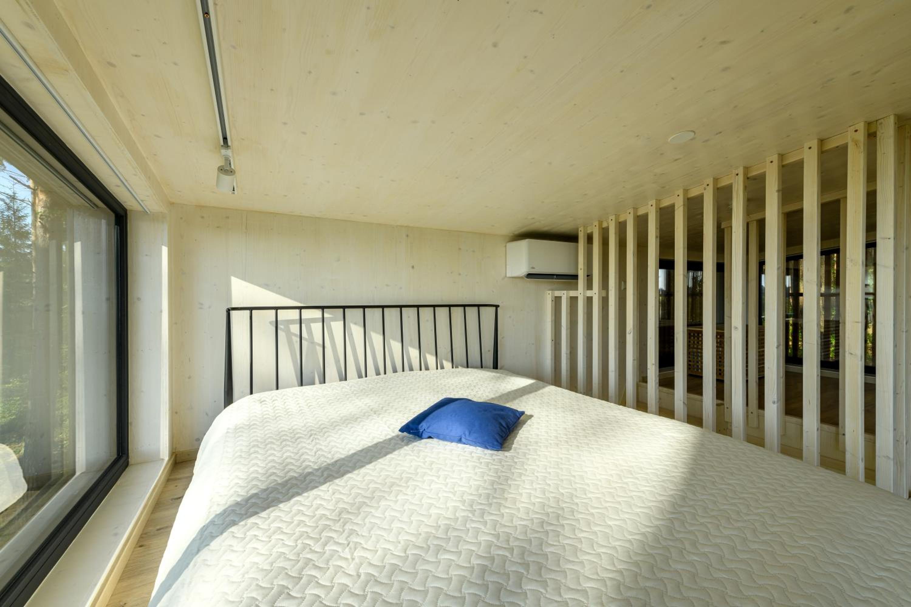 EstBerg Riverside Holiday Home