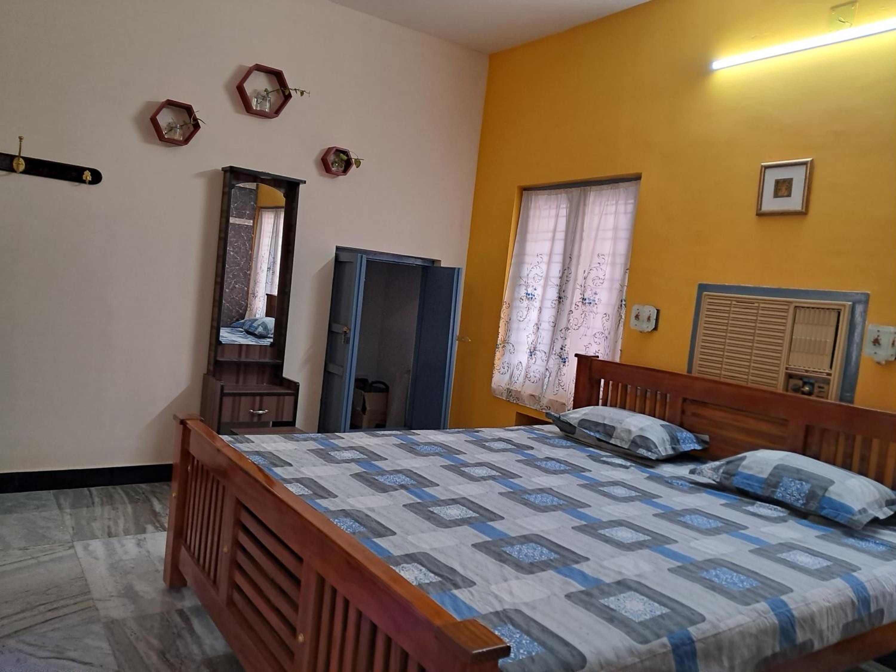 Rooms in Orange Homestay view 4