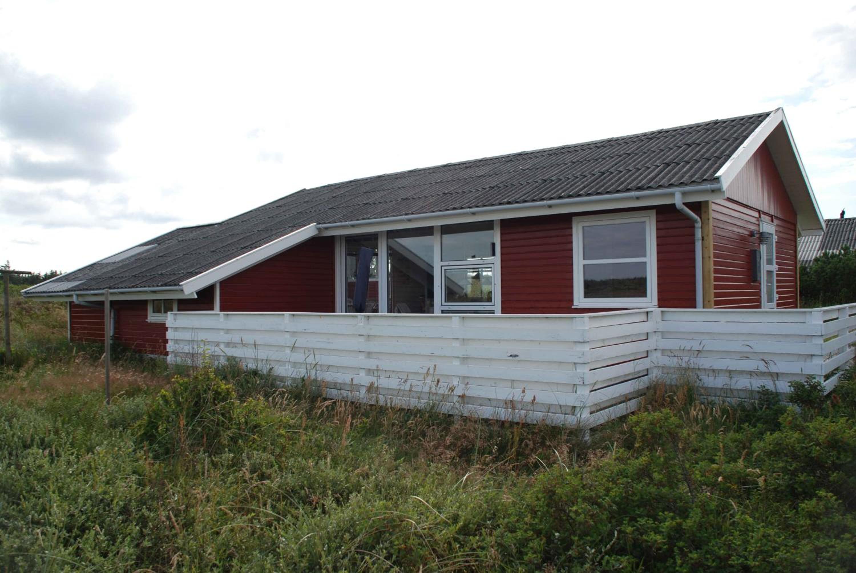 Lovely Summer House On Natural Grounds