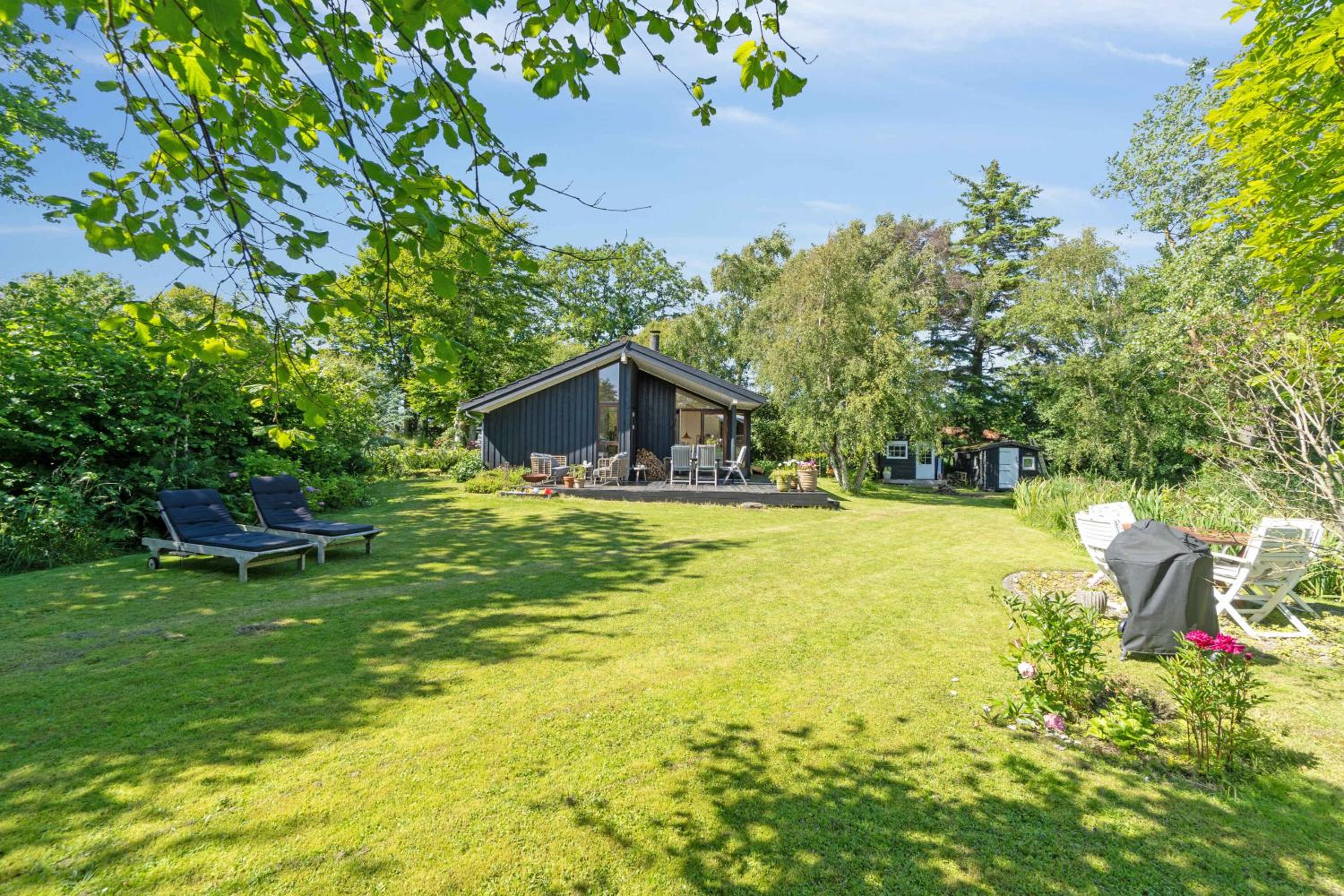 Beautiful Summer House In A Fantastic Location