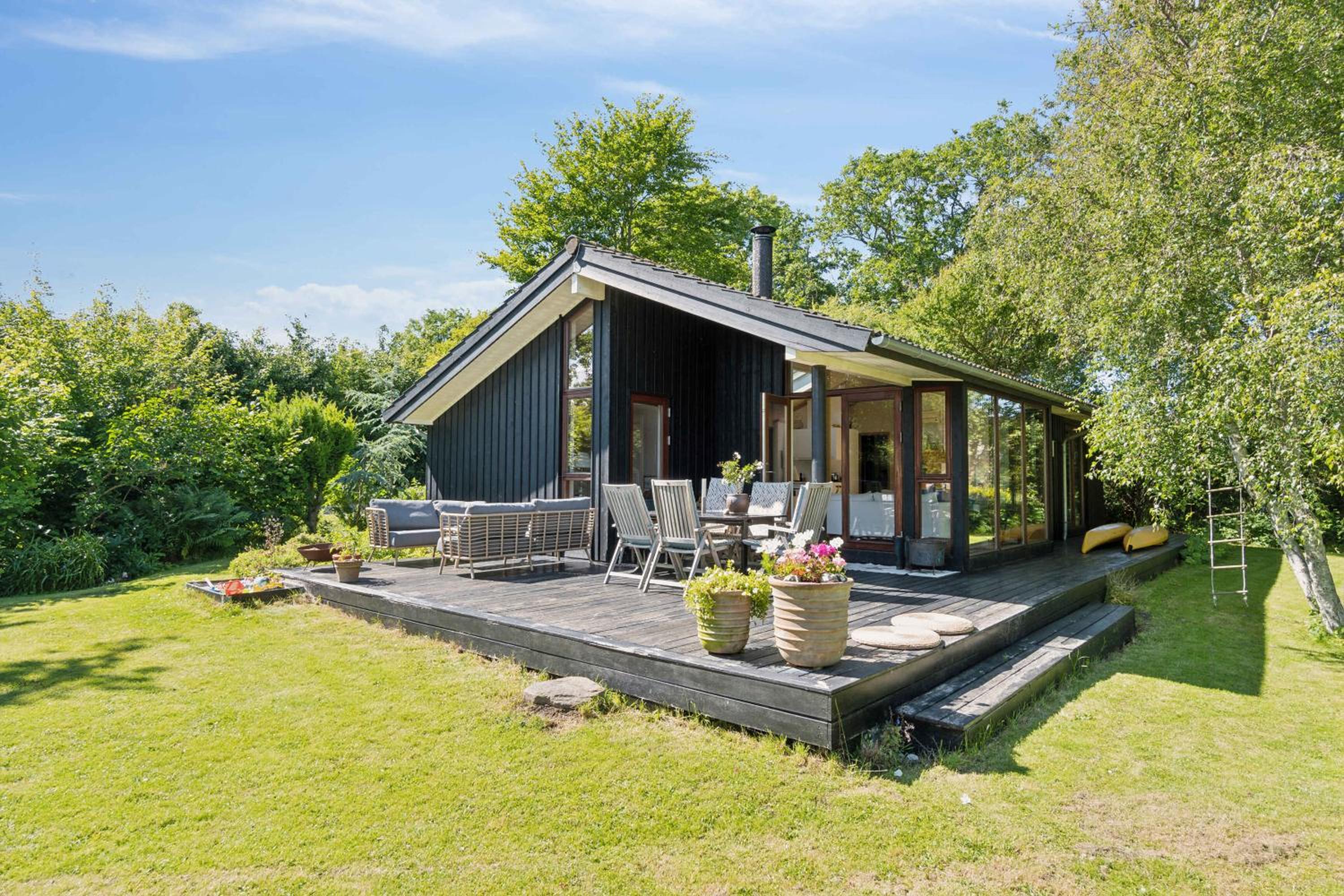 Beautiful Summer House In A Fantastic Location