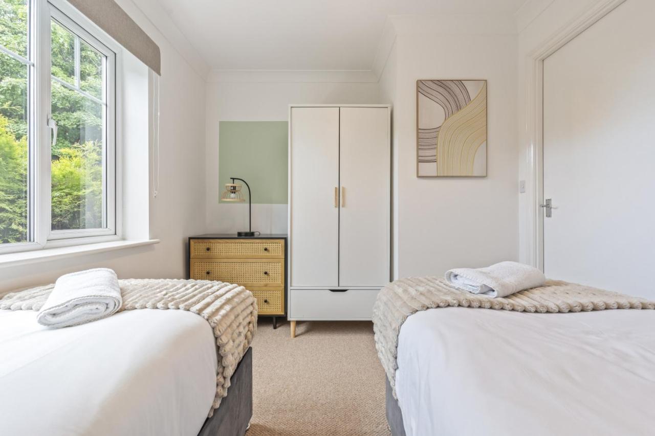 Crossley Apartment - Great Location - Free Parking, Fast Wifi, Smart TV with Netflix by Yoko Property view 4