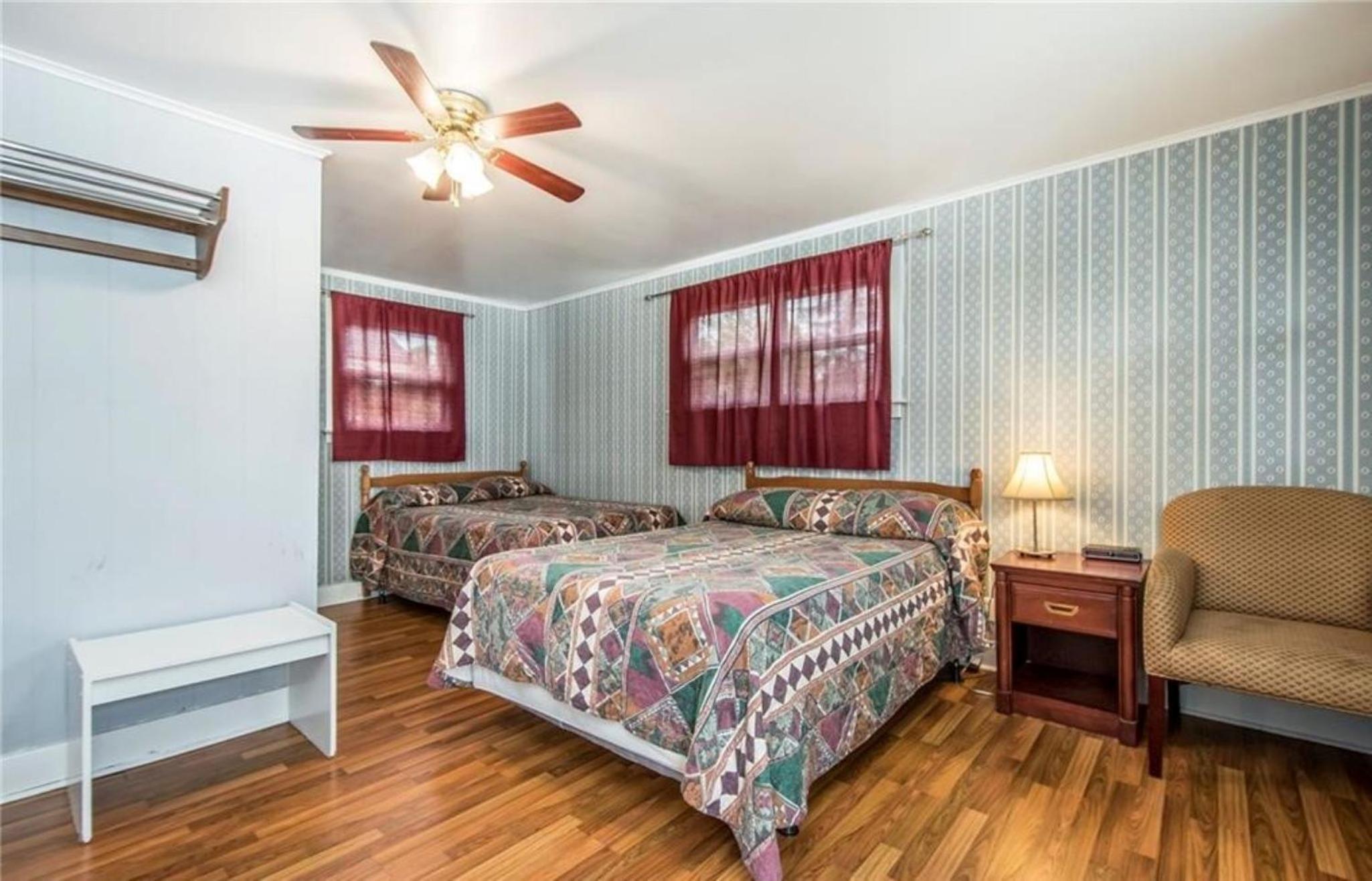 Regent Motel