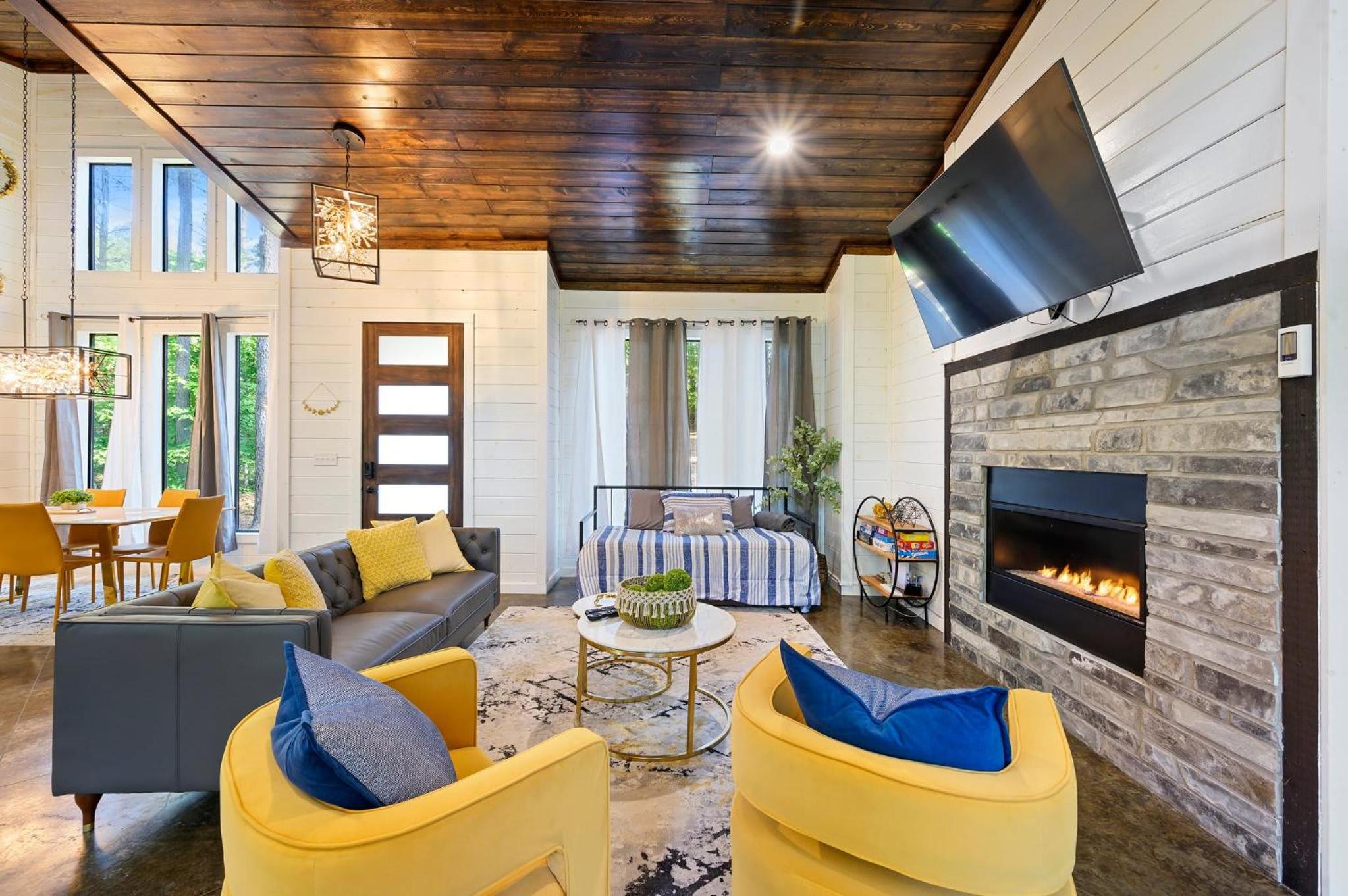 LUXE Privacy at Gorgeous Broken Bow Cabin Home view 5