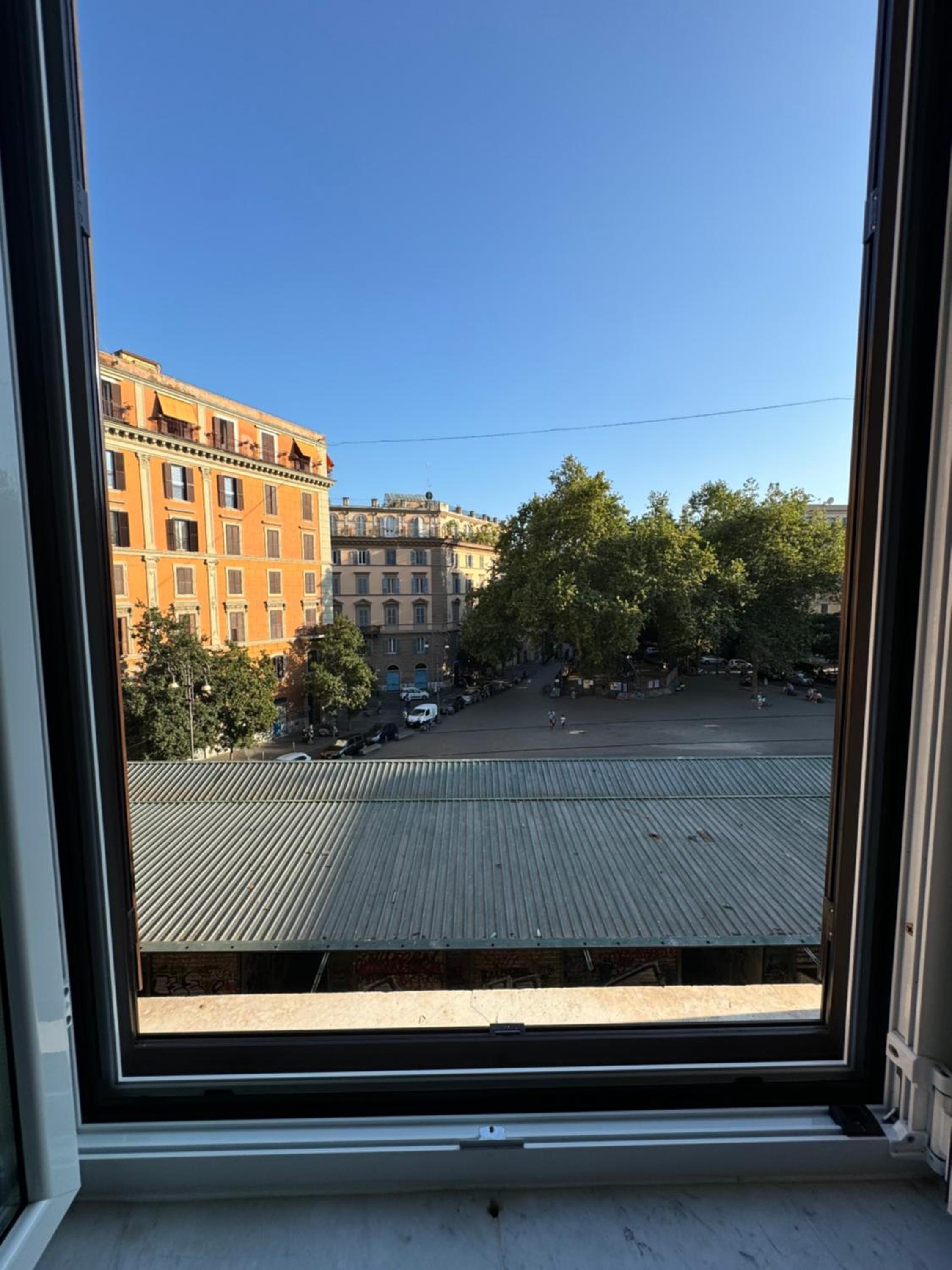 Al 25 Trastevere, Roma