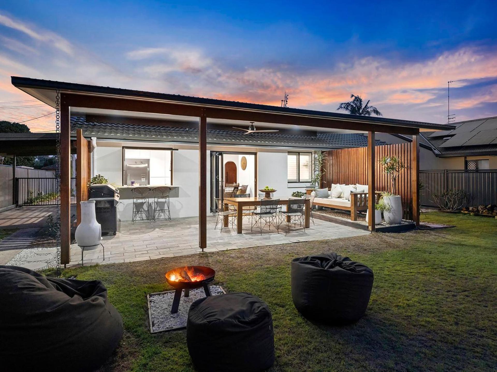 Lomani - Cabarita Beach