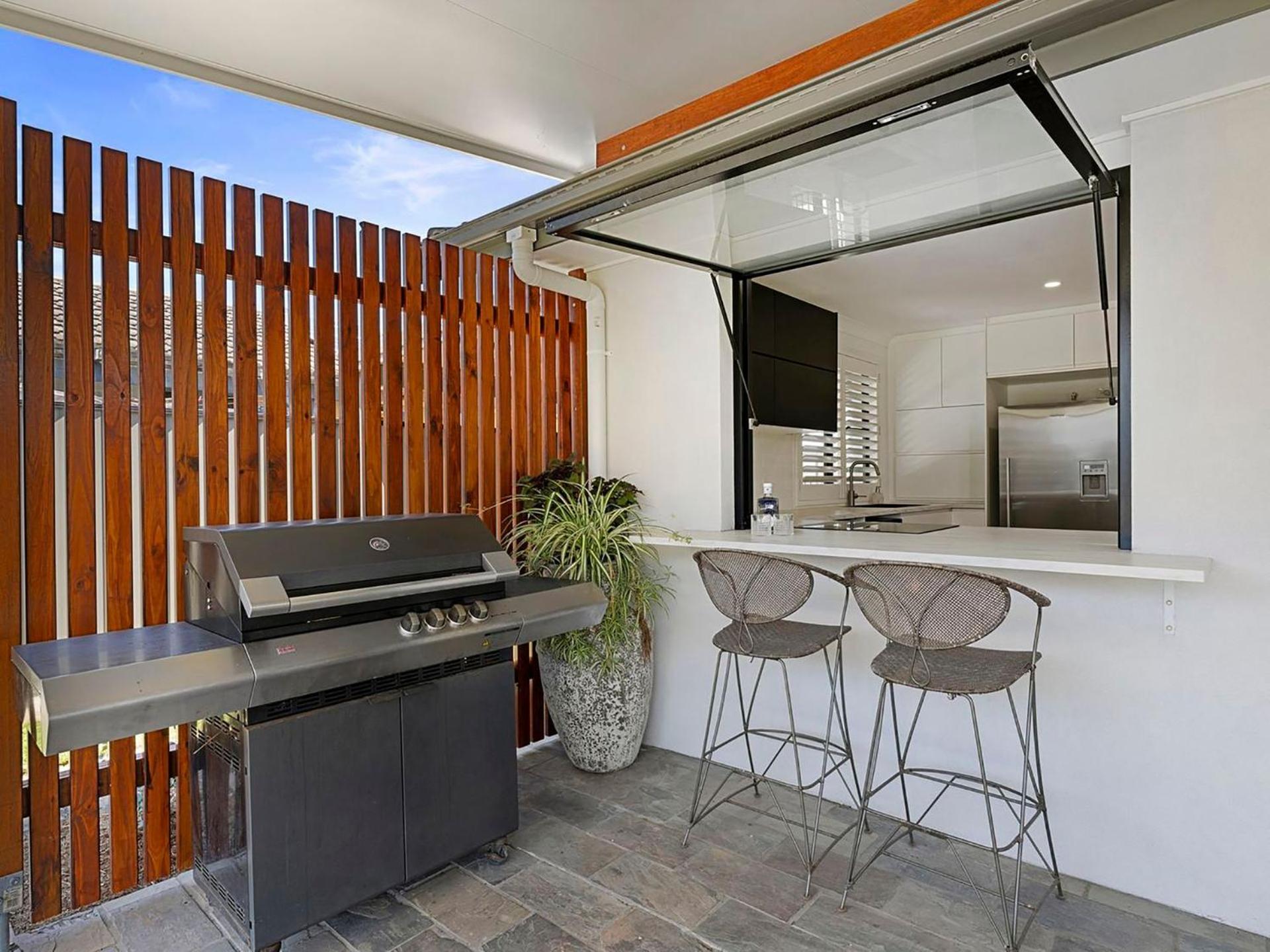 Lomani - Cabarita Beach