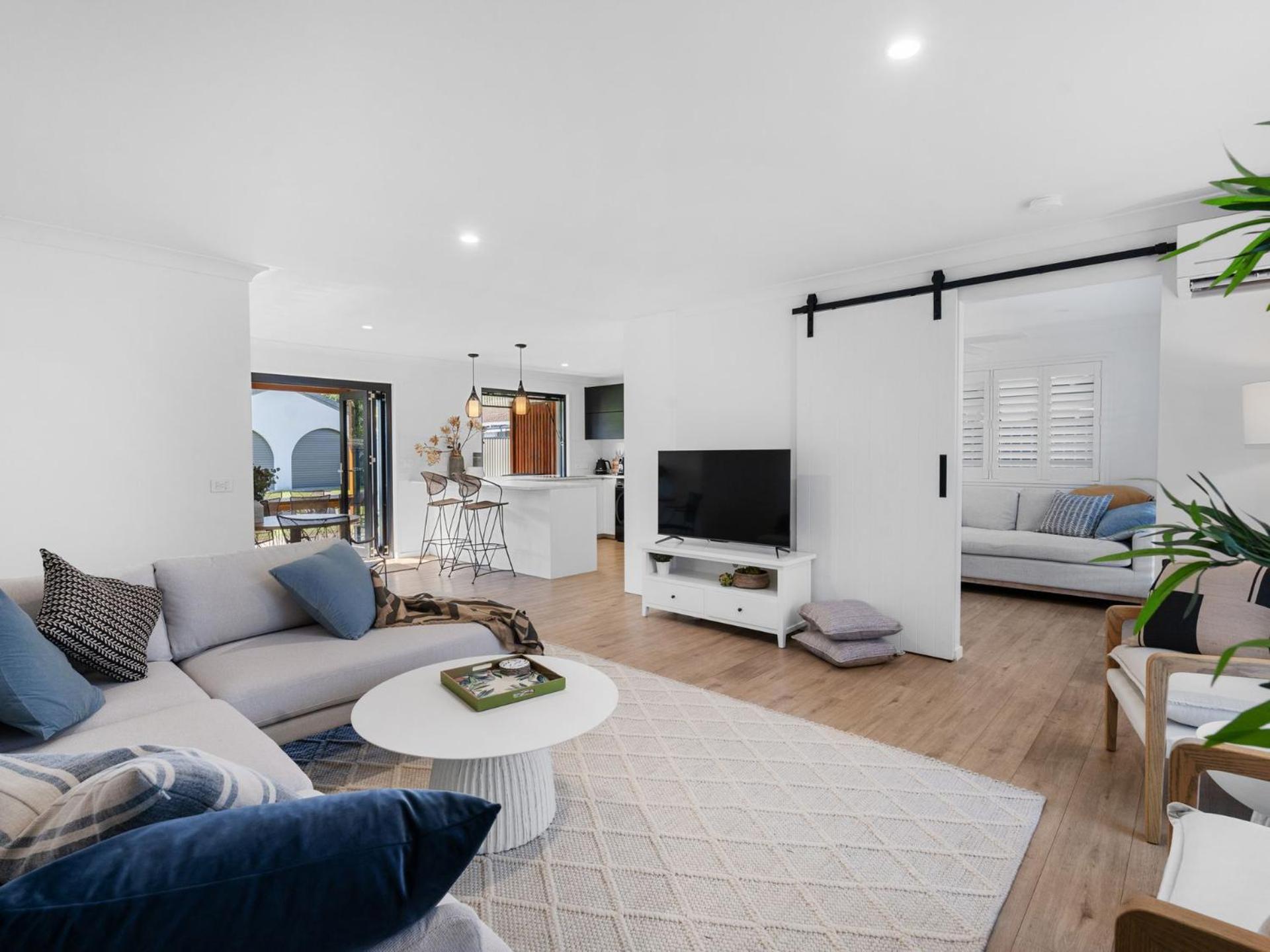 Lomani - Cabarita Beach