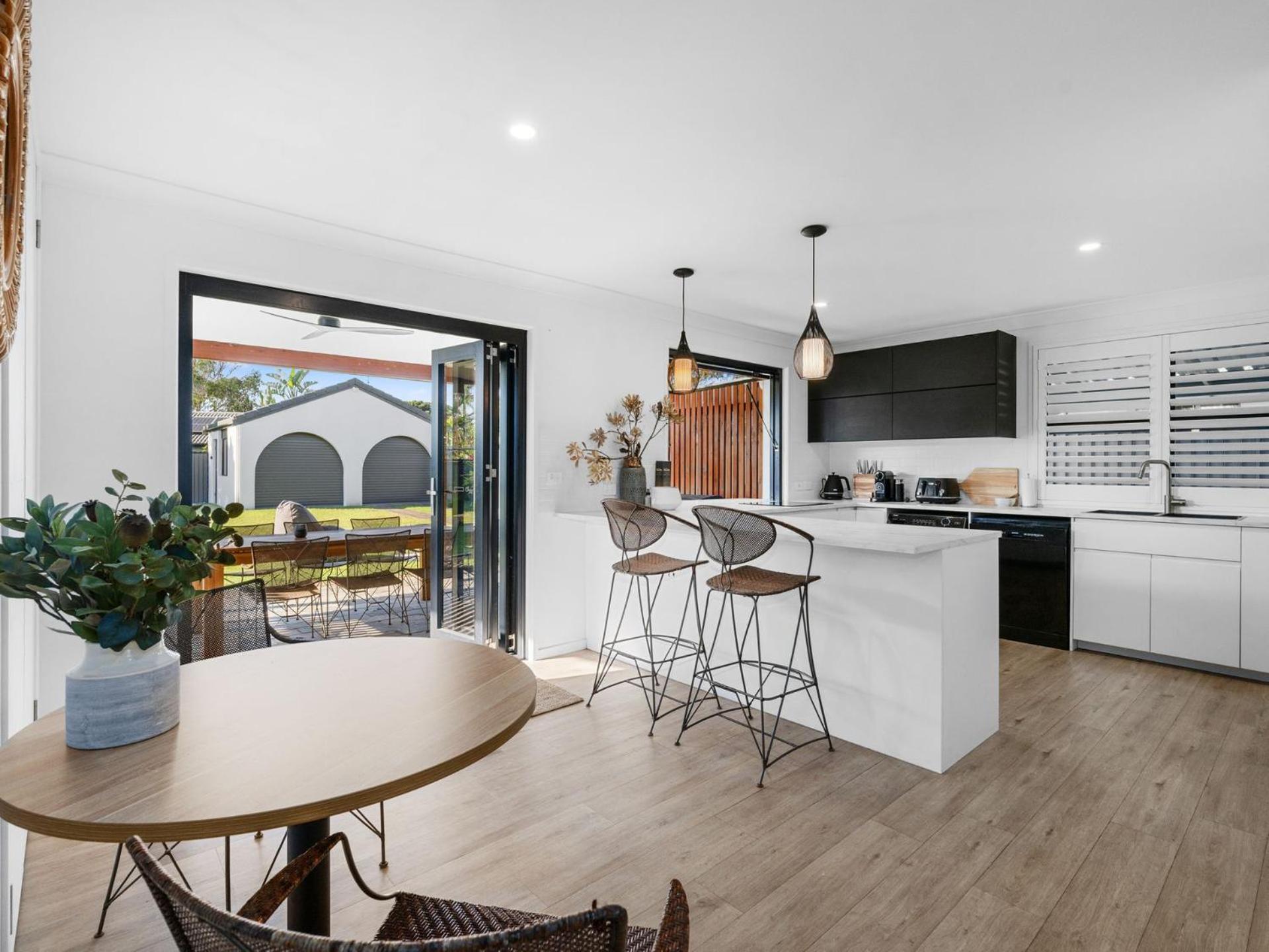 Lomani - Cabarita Beach