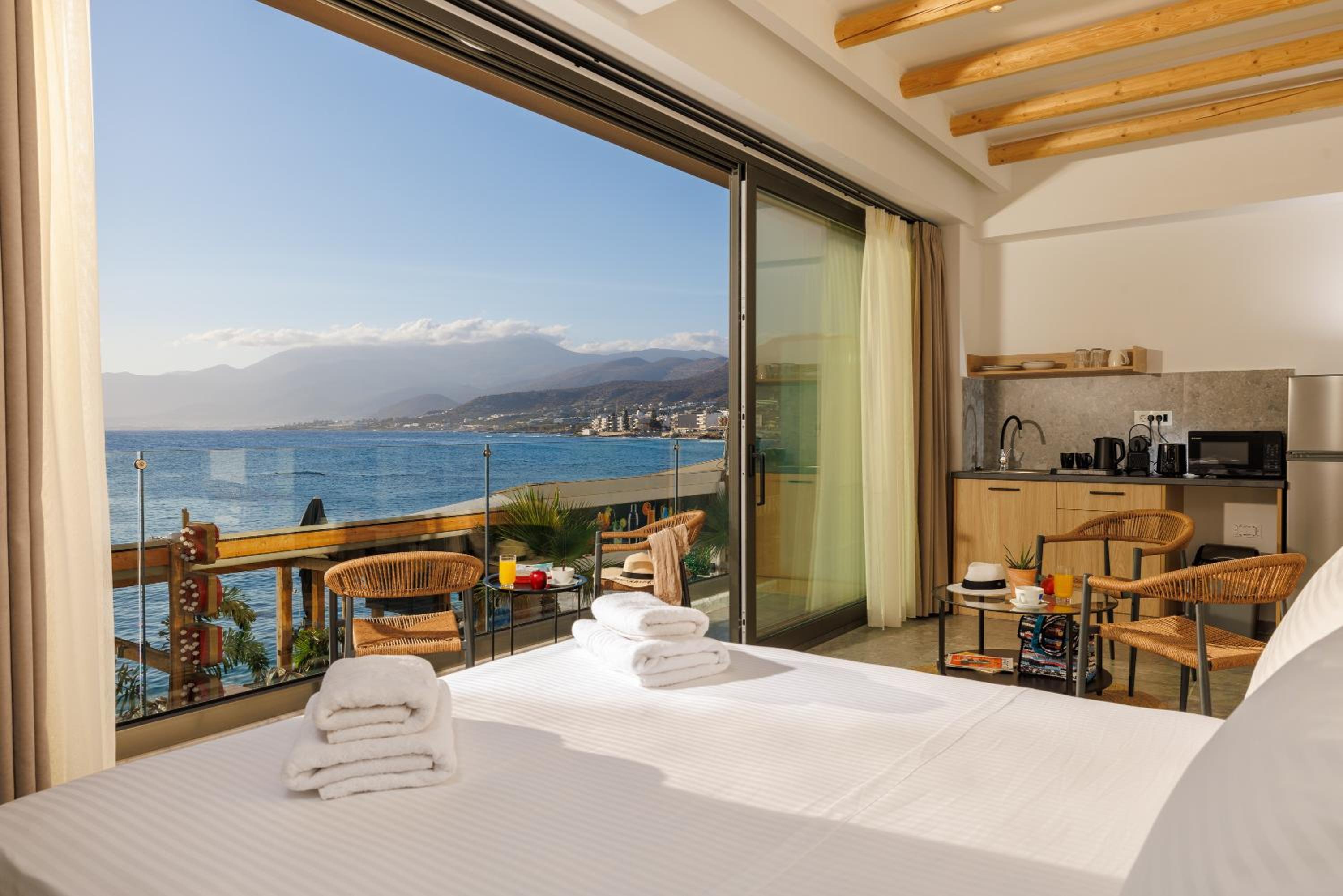 Soho SeaFront Suites photo 2