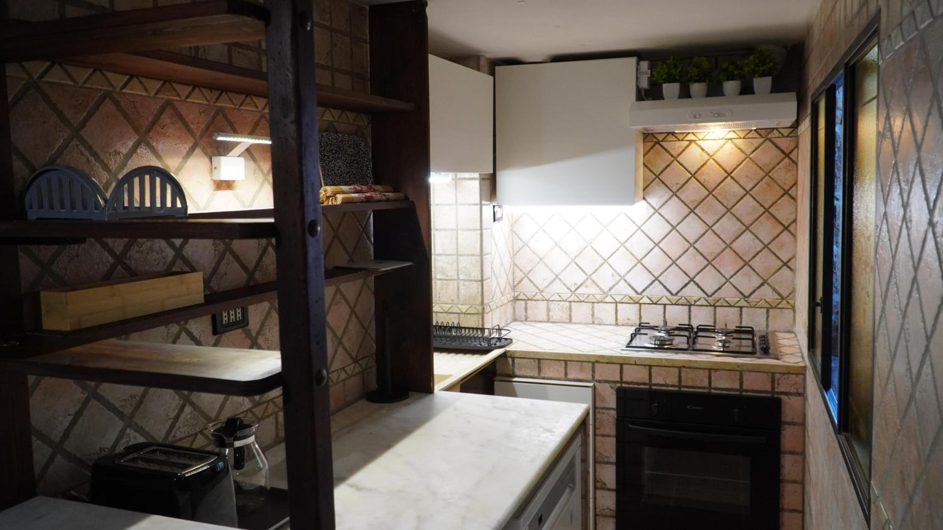 Al 25 Trastevere, Roma