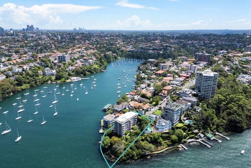 Mosman Moments Elevated Living on the Harbour - RAG05