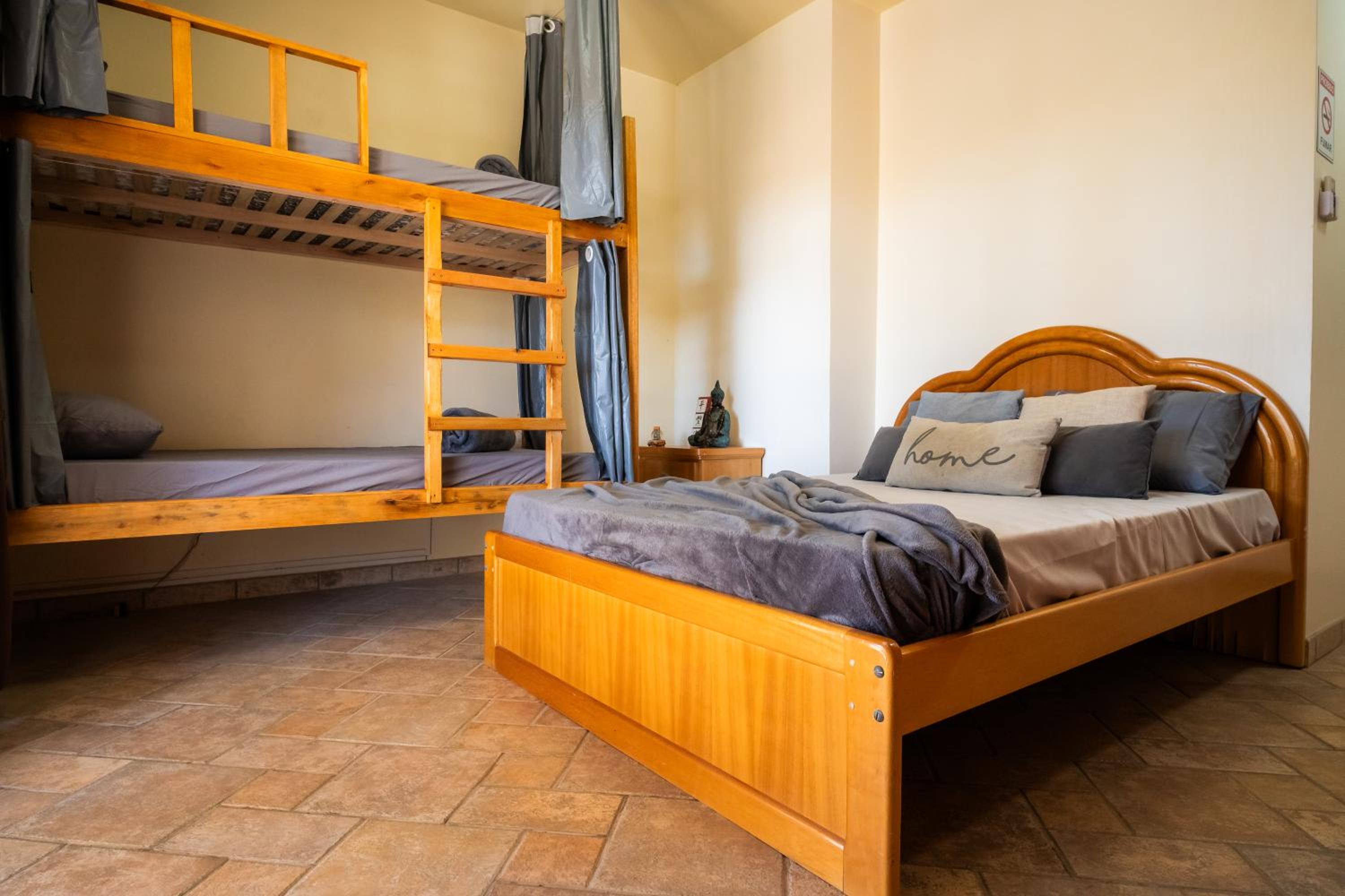 Take it Easy Hostel