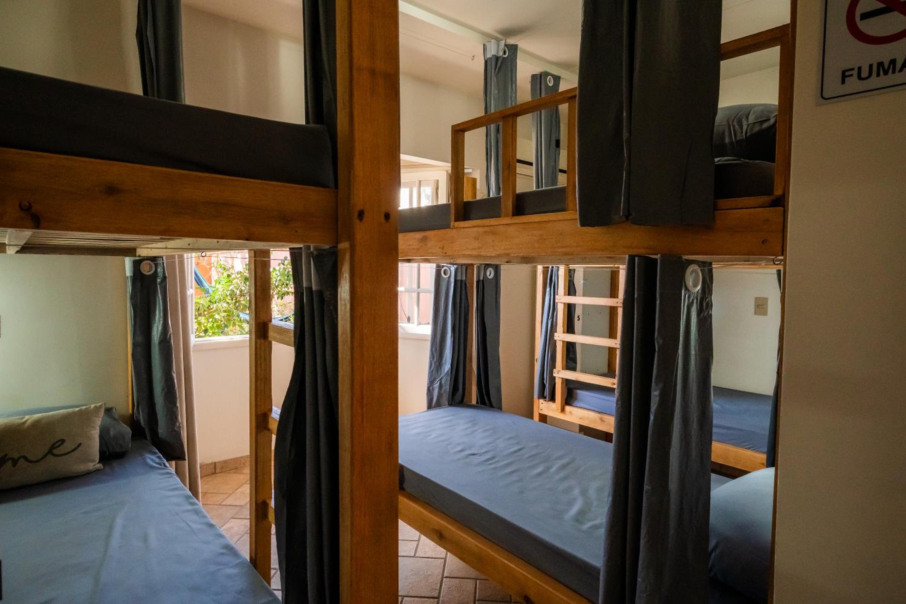 Take it Easy Hostel
