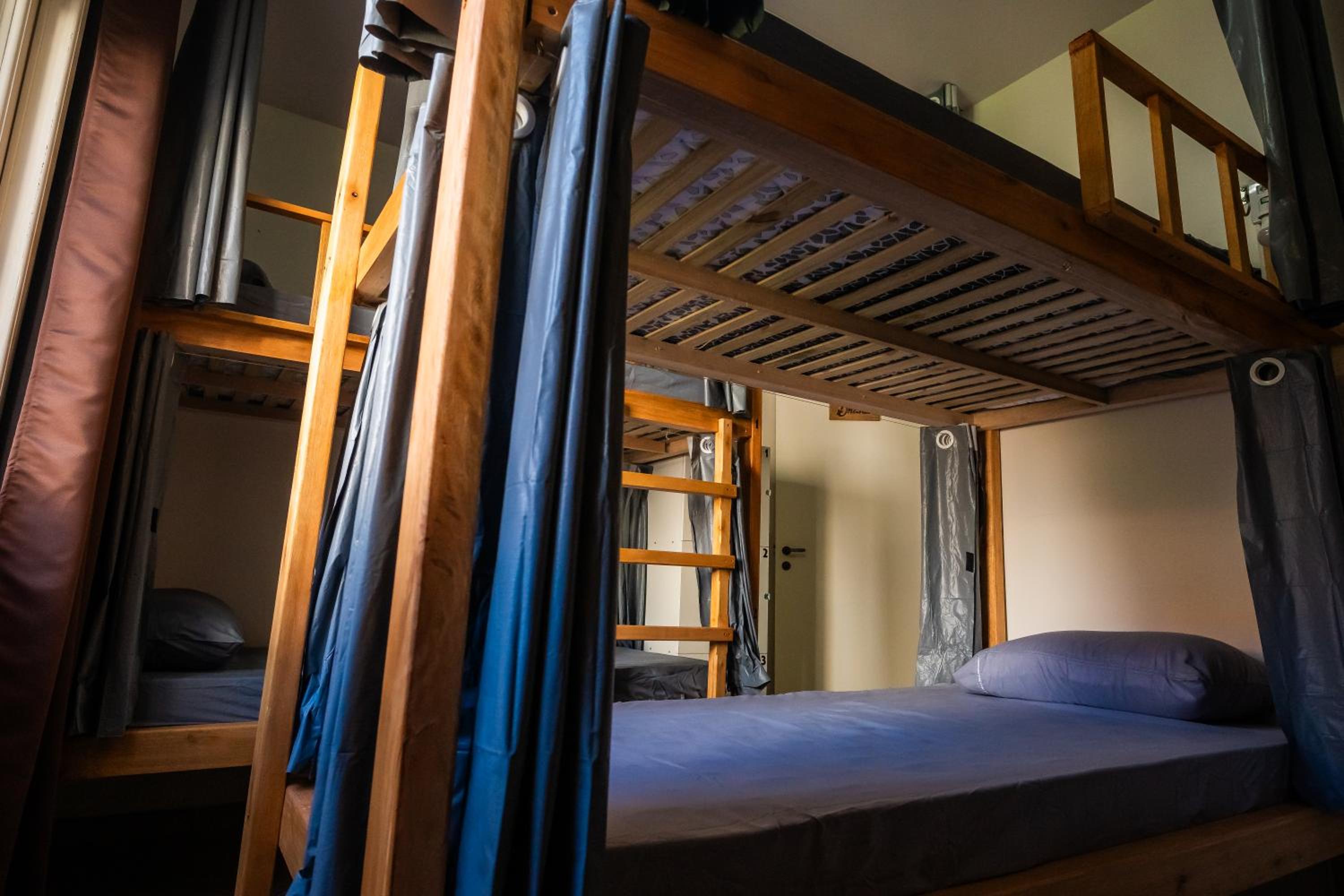 Take it Easy Hostel