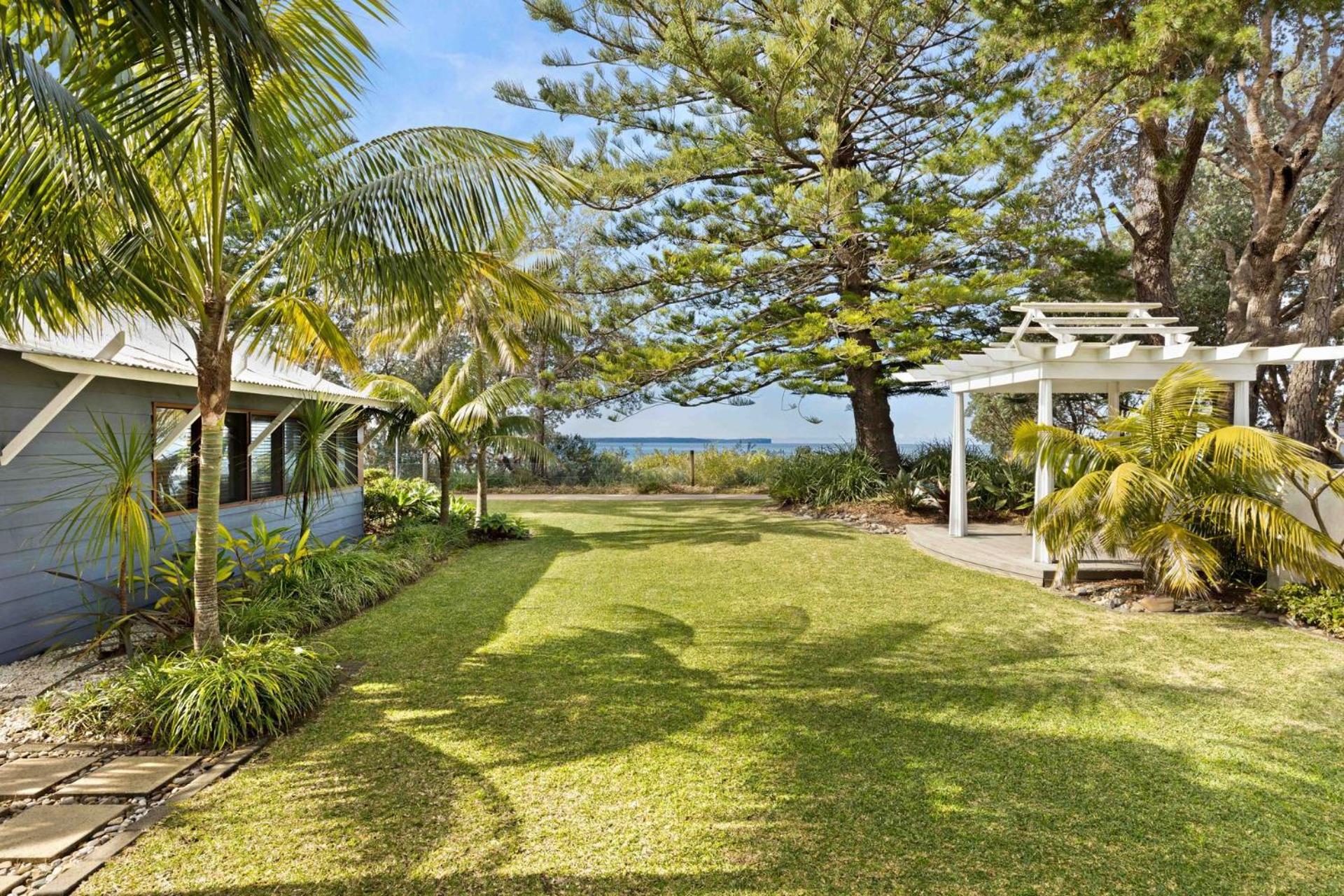 Bali Beach House by Experience Jervis Bay