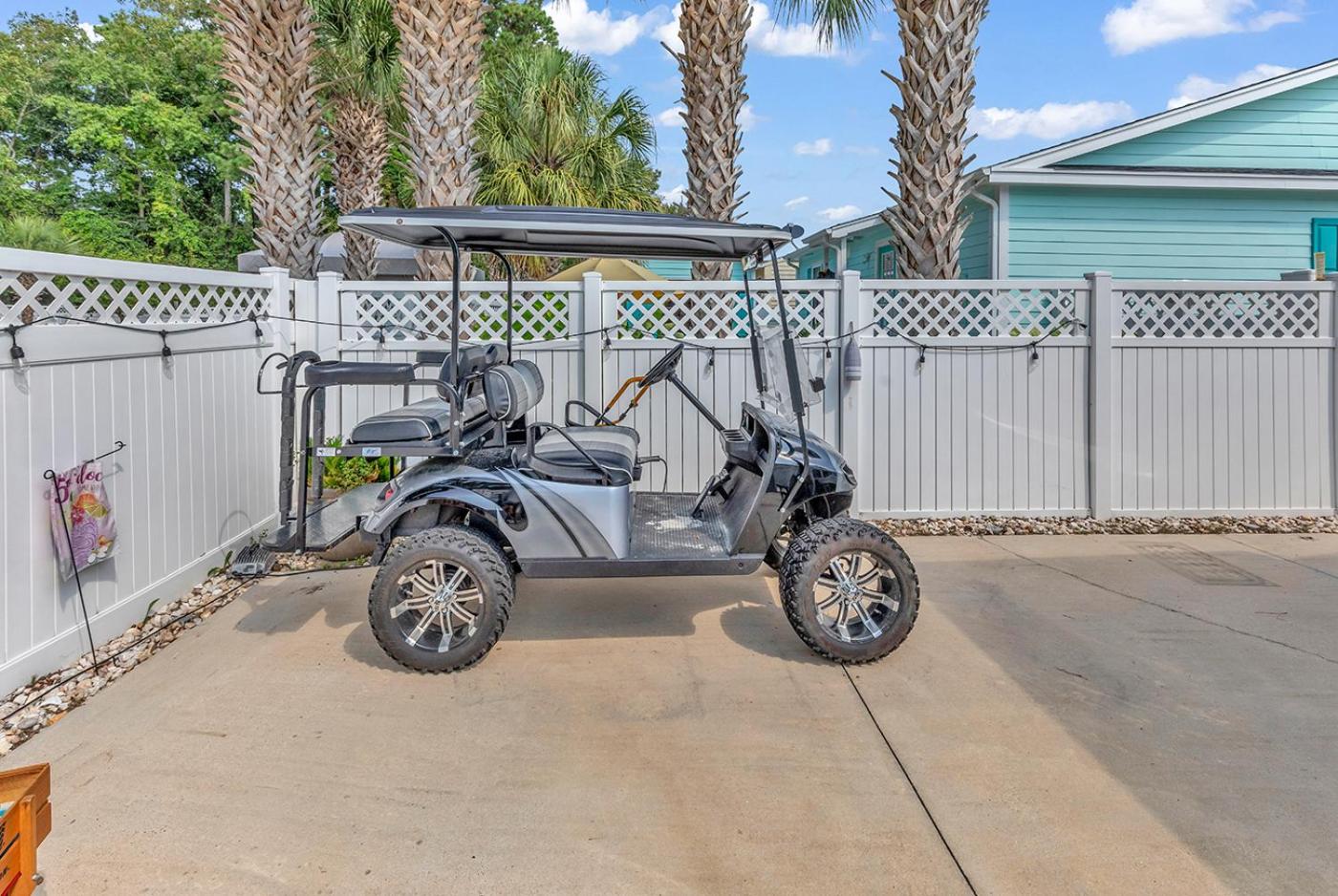 North Myrtle Beach Sweetgrass Cottage 3 min to Beach & 5 min to Golf Course view 5