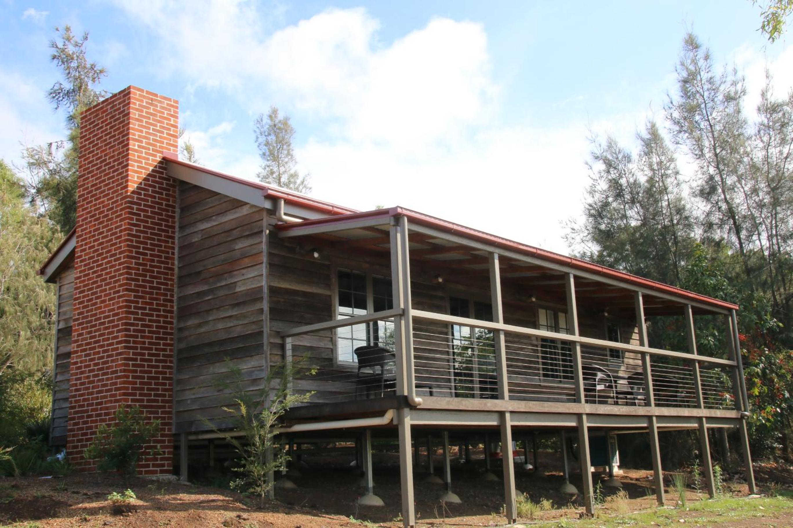 Dusty Hill Vineyard - Moffatdale