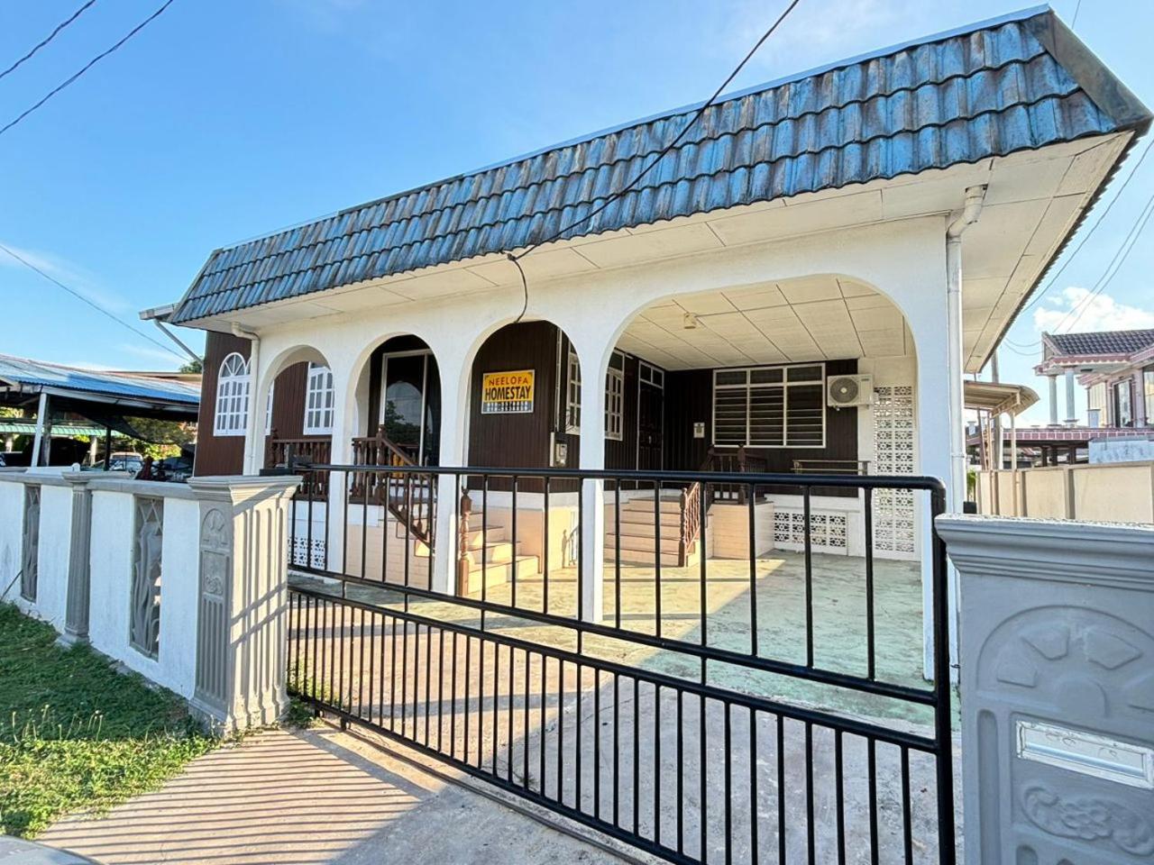 Neelofa Homestay