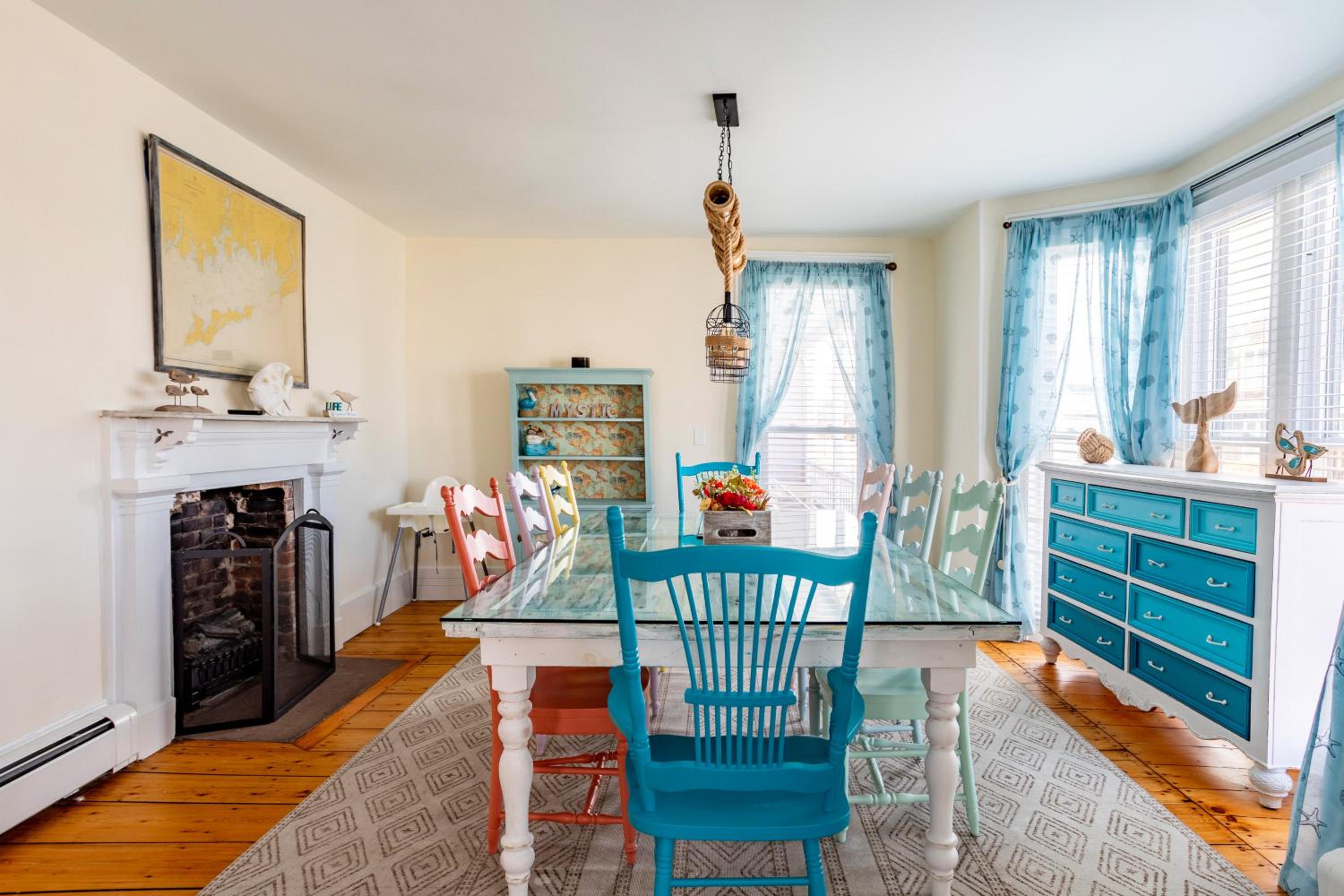 Historic Home, Walk to Seaport and Downtown view 2